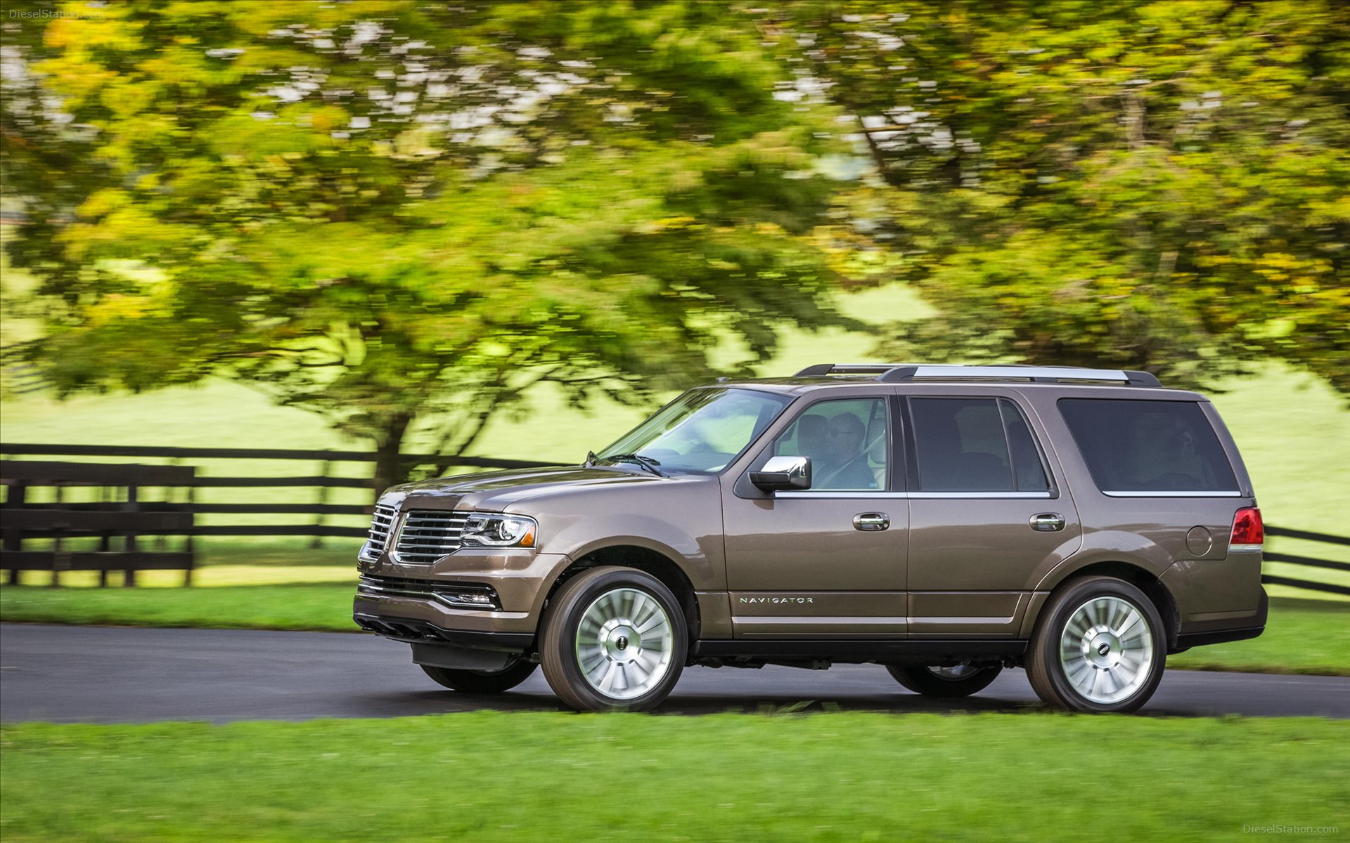 Lincoln Navigator 2015