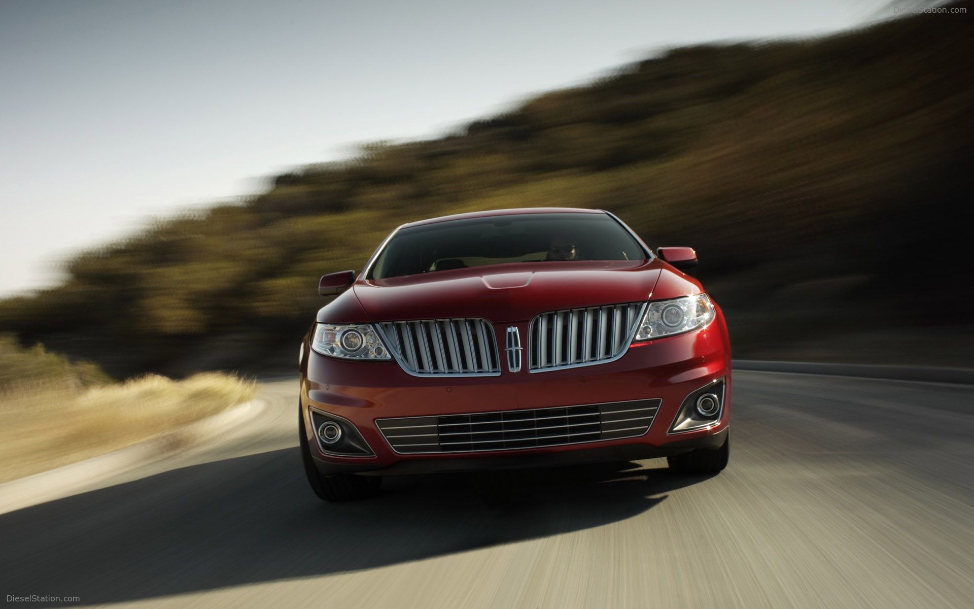 2009 Lincoln MKS Pictures