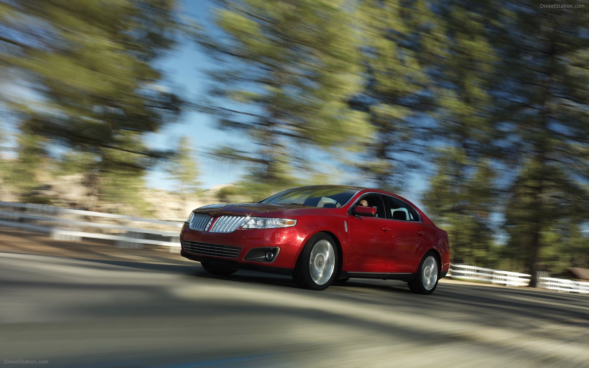 2009 Lincoln MKS Pictures