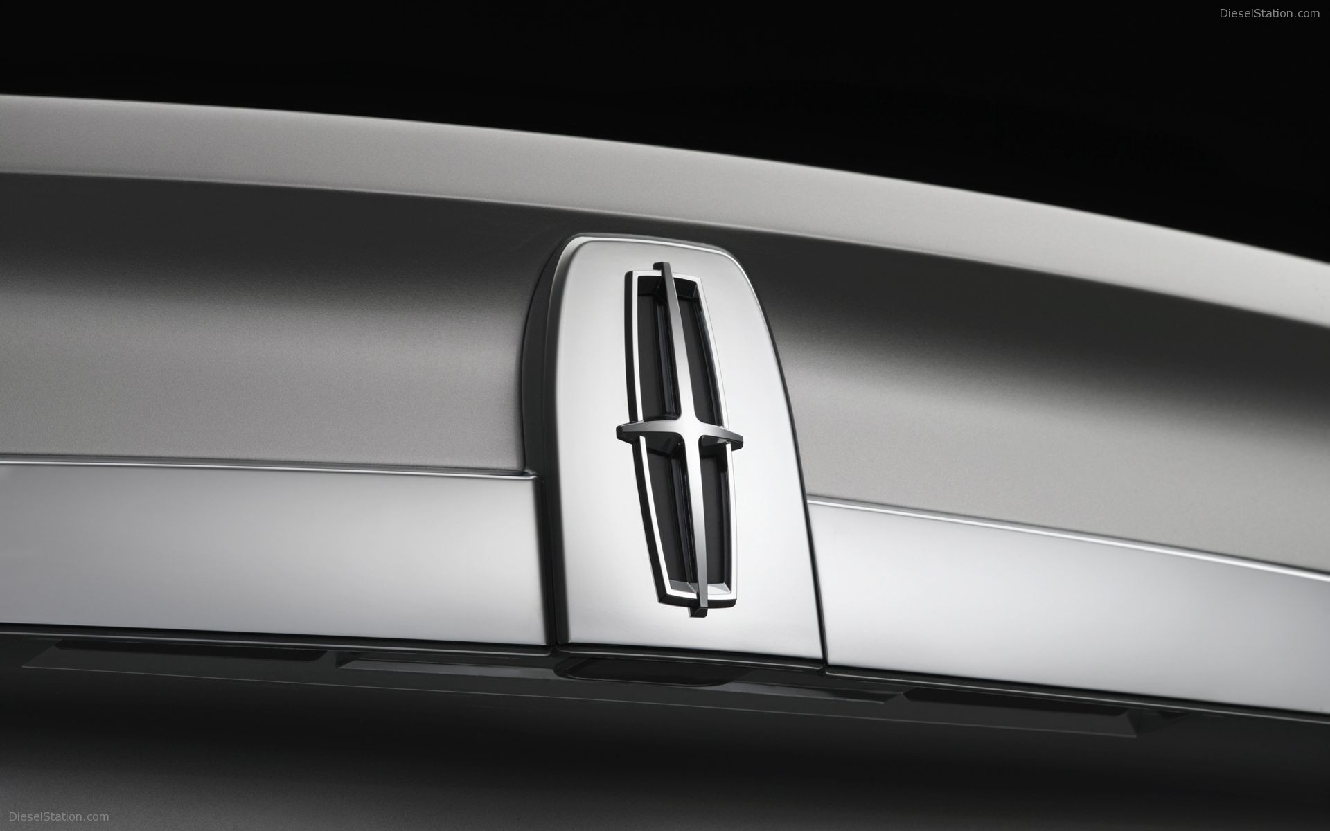 2009 Lincoln MKS Pictures