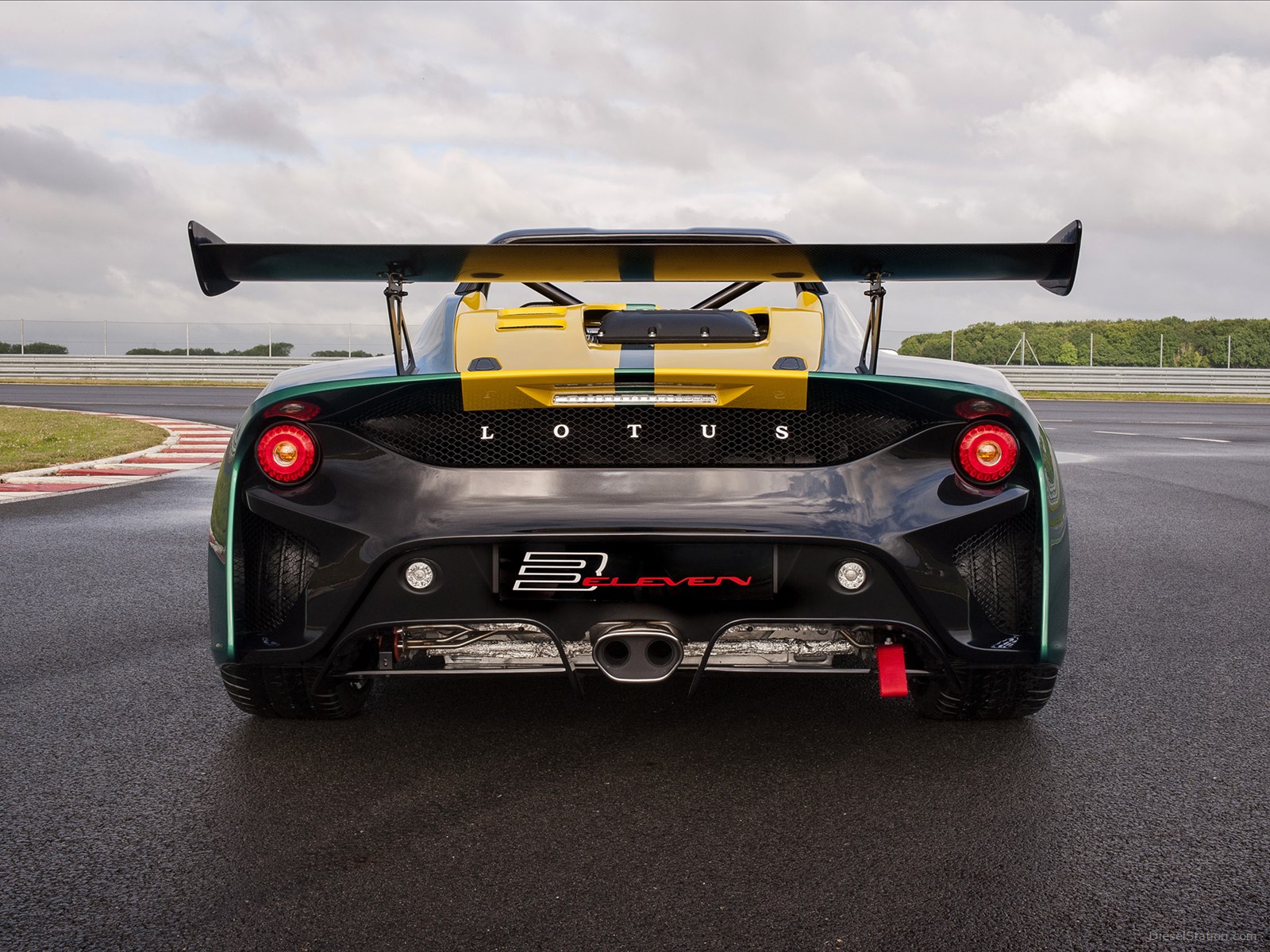 Lotus 3 Eleven 2016