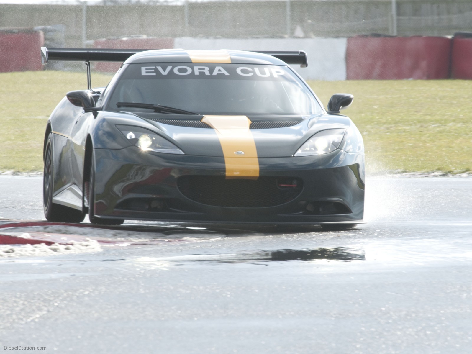 Lotus Evora Cup Race Car 2010