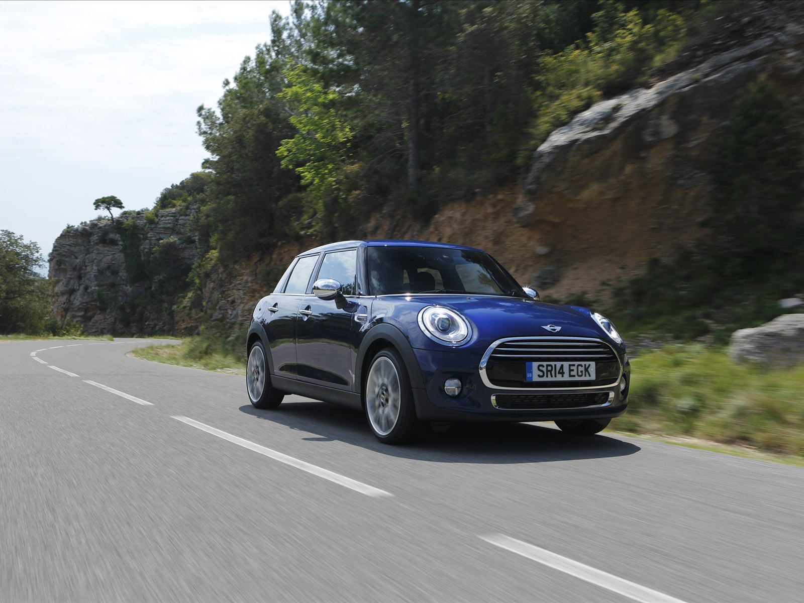 Mini Cooper 5-door 2015