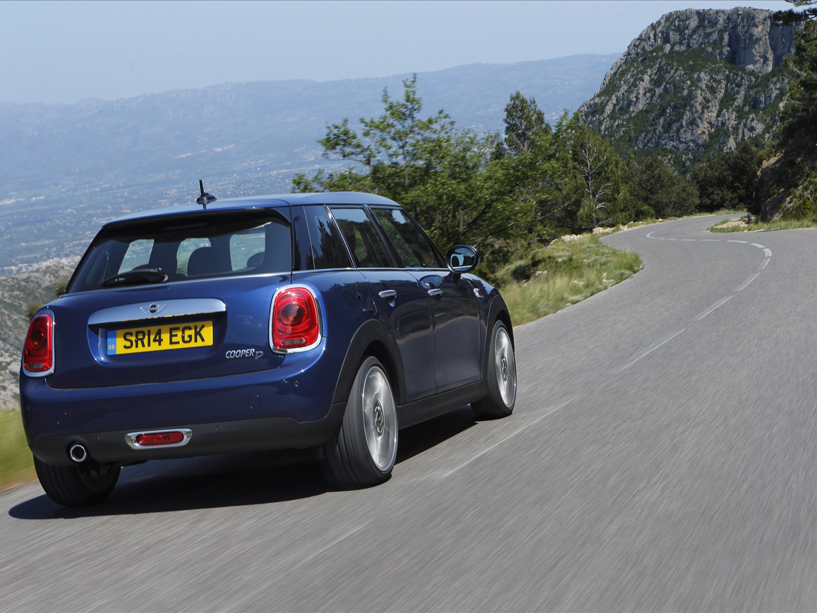 Mini Cooper 5-door 2015