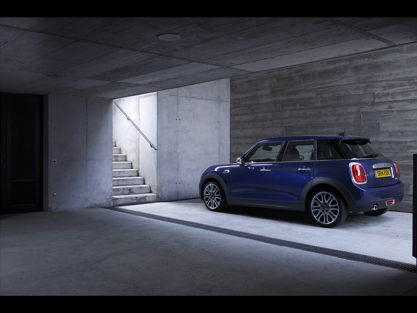 Mini Cooper 5-door 2015
