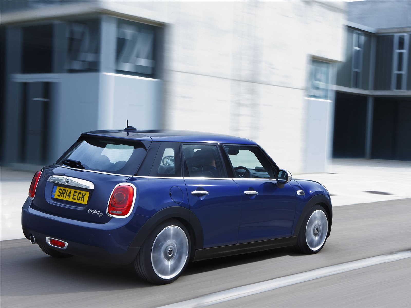 Mini Cooper 5-door 2015