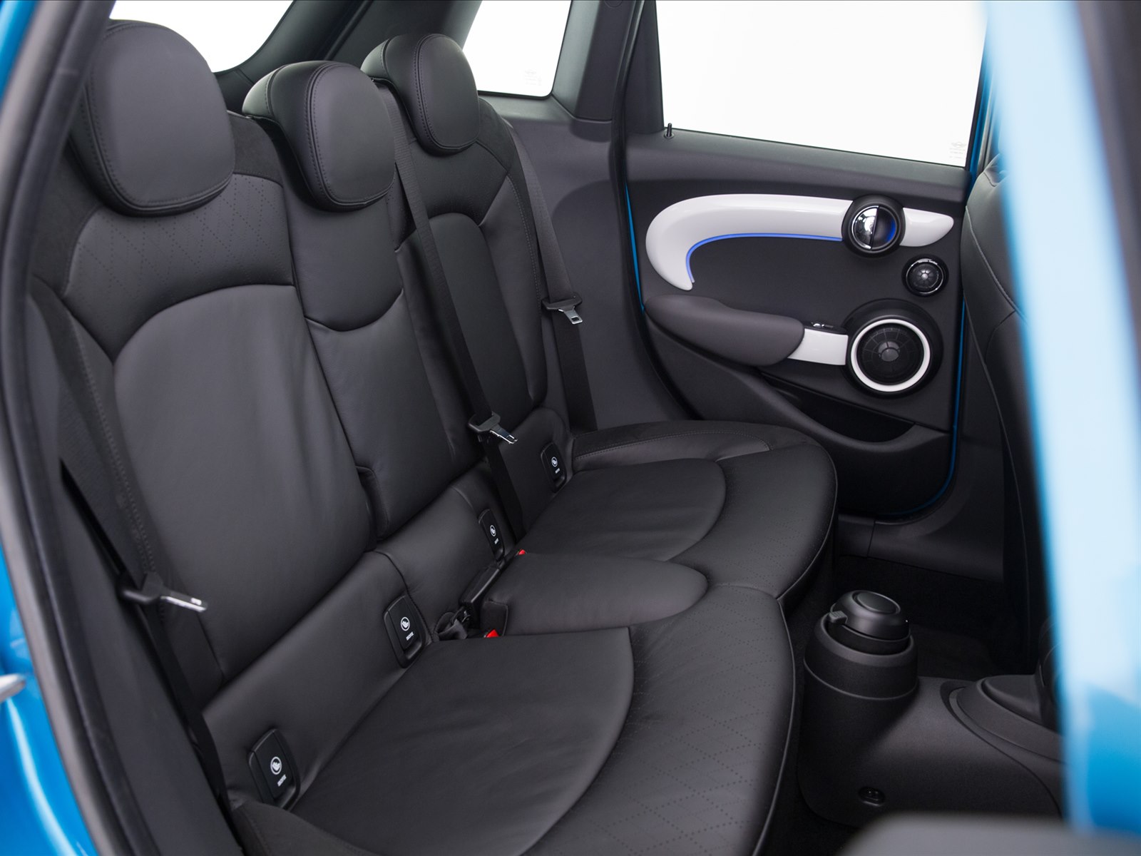 Mini Cooper 5-door 2015