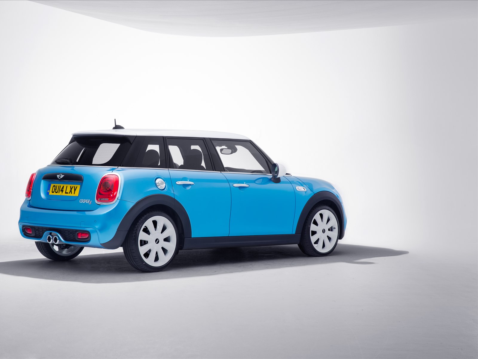 Mini Cooper 5-door 2015