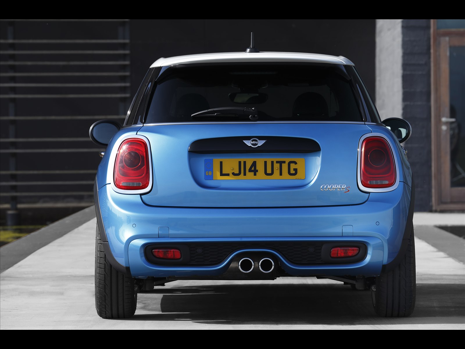 Mini Cooper 5-door 2015
