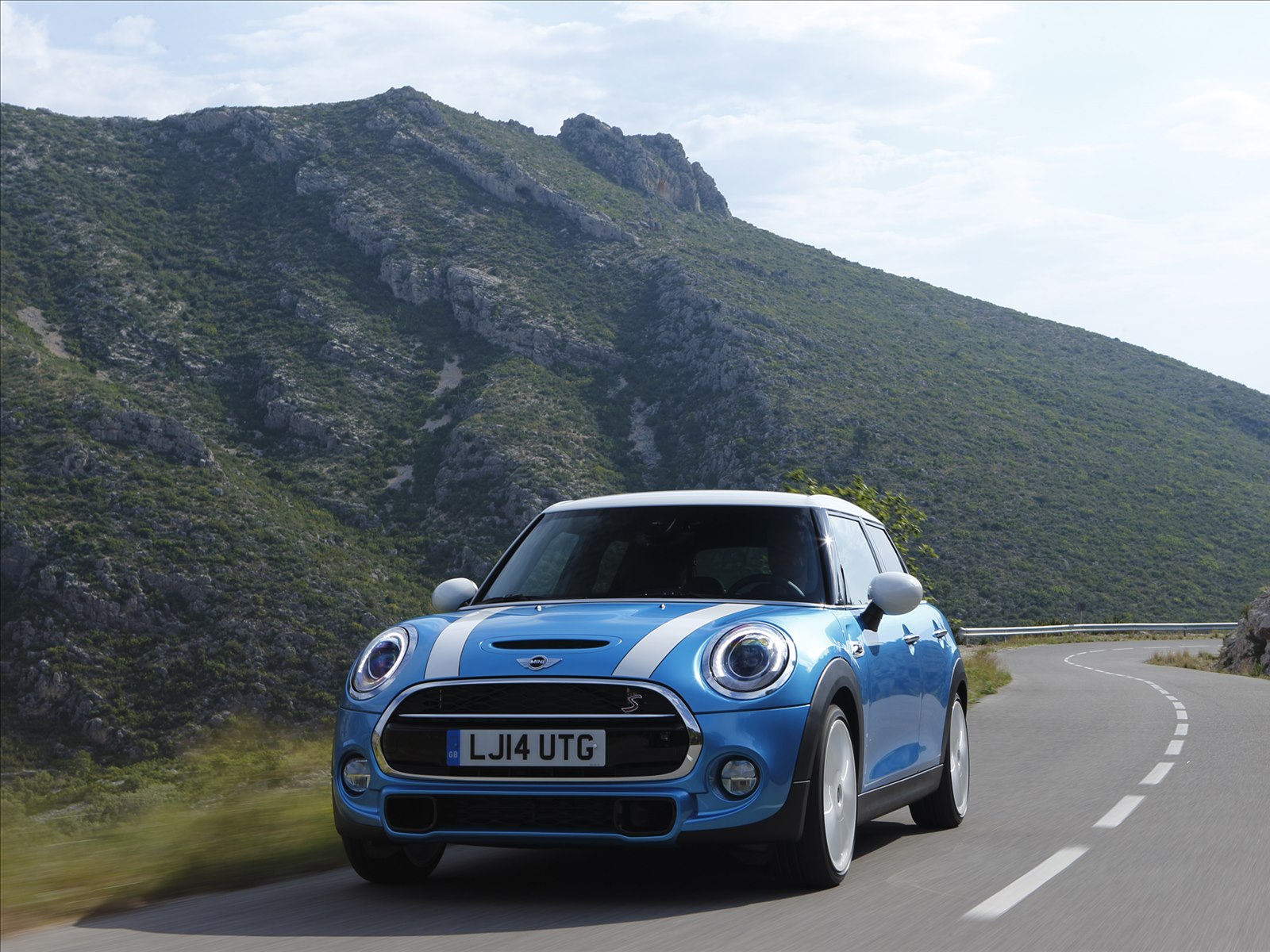 Mini Cooper 5-door 2015