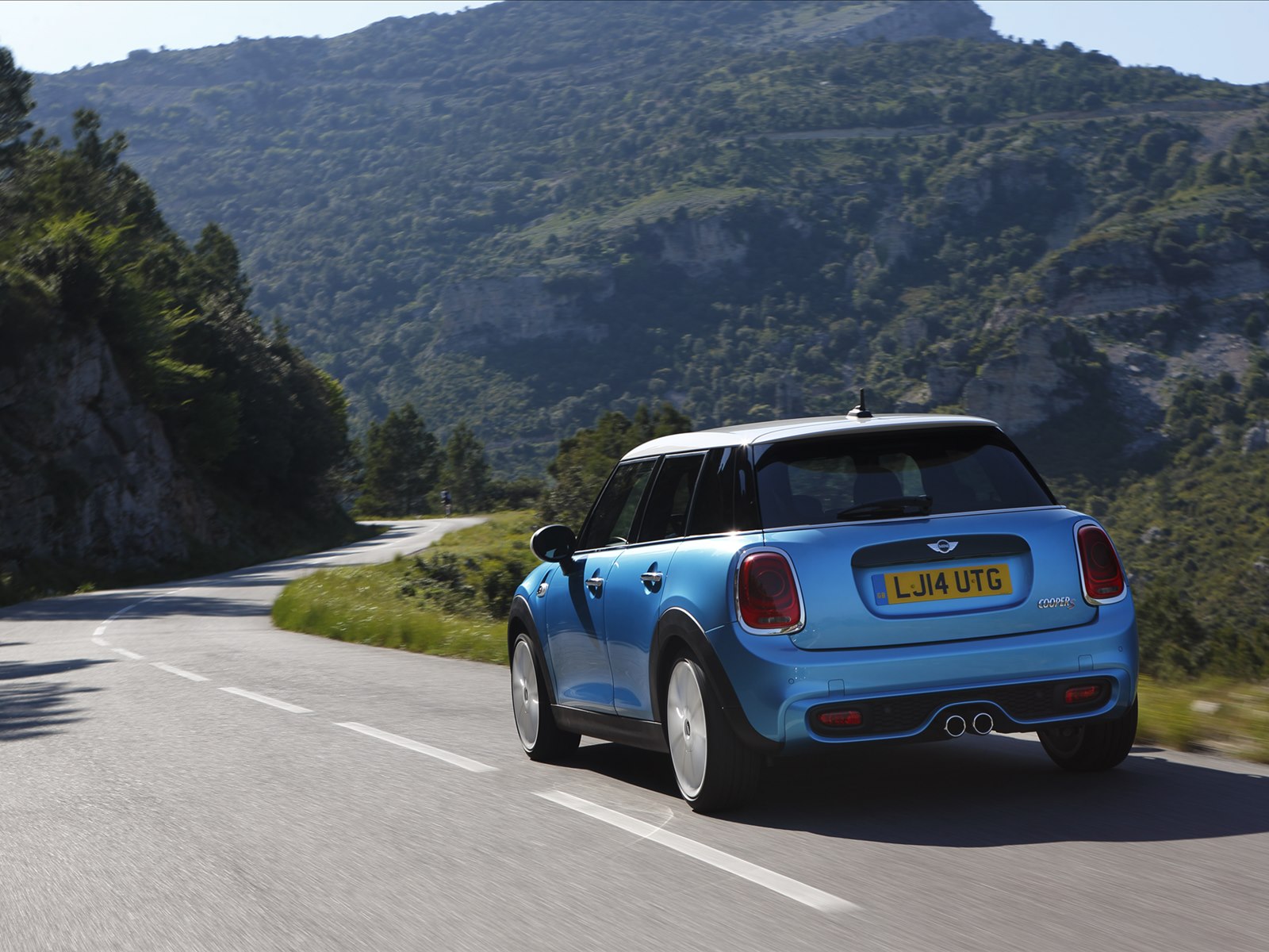 Mini Cooper 5-door 2015