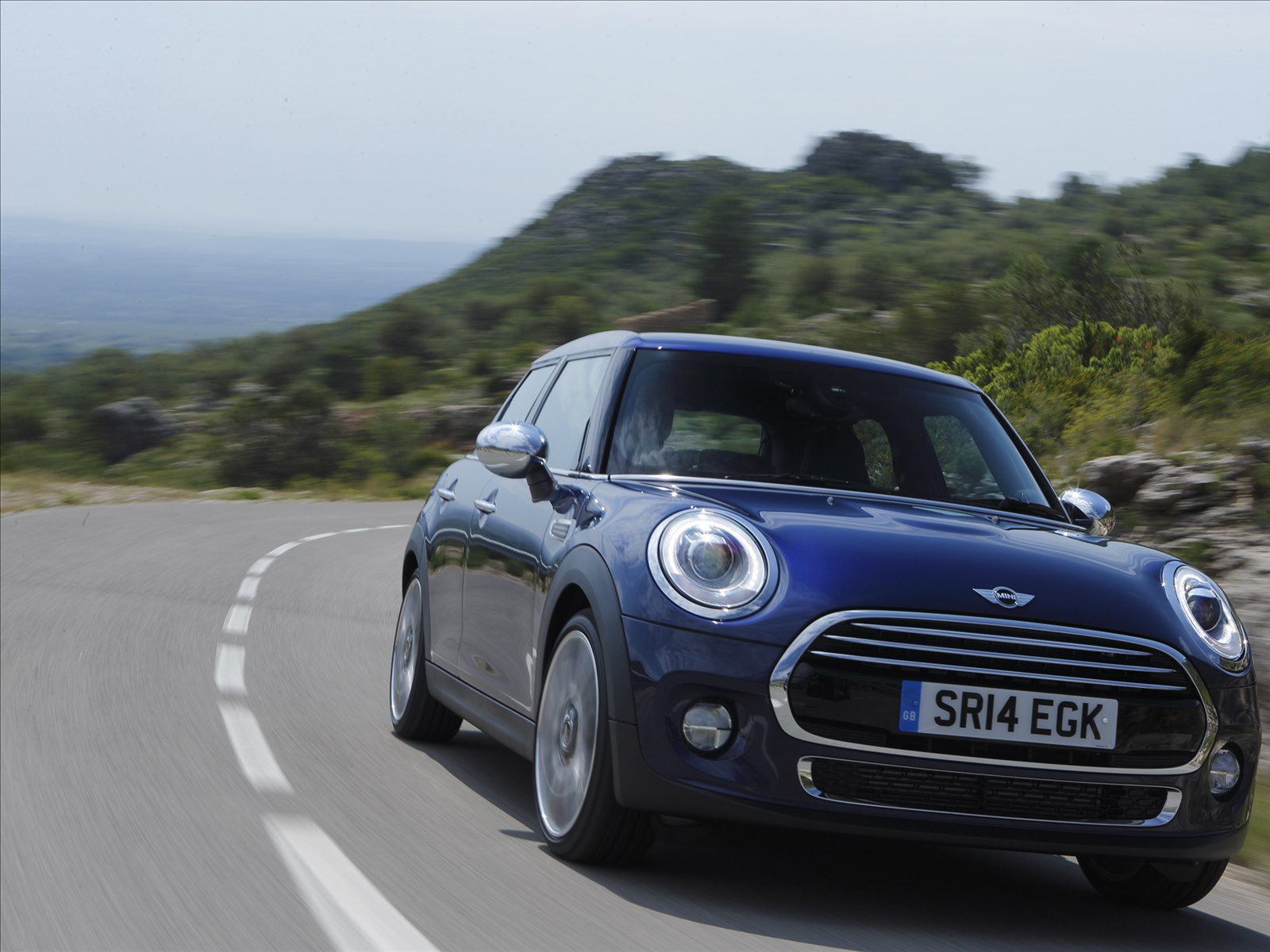 Mini Cooper 5-door 2015