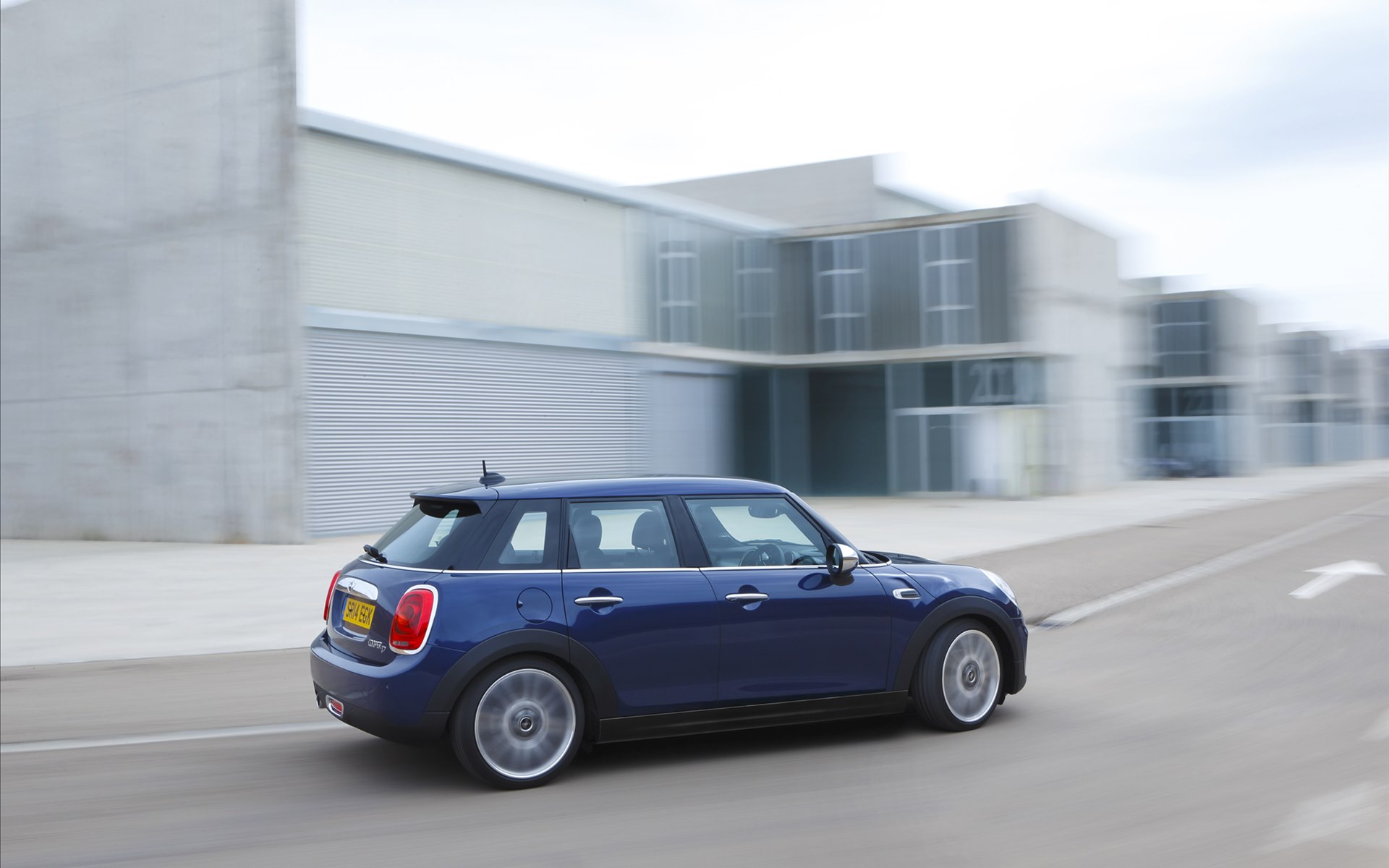 Mini Cooper 5-door 2015