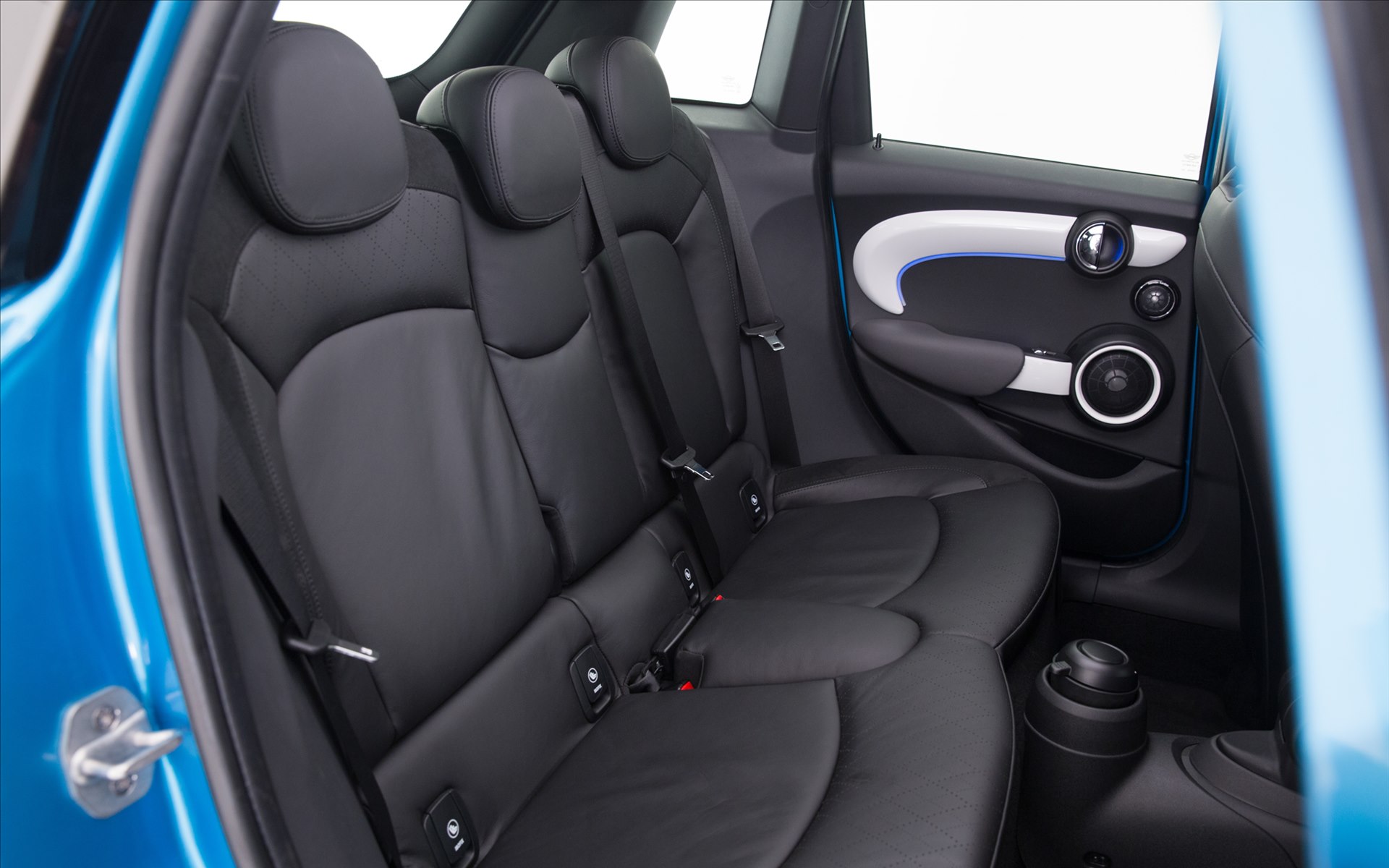 Mini Cooper 5-door 2015