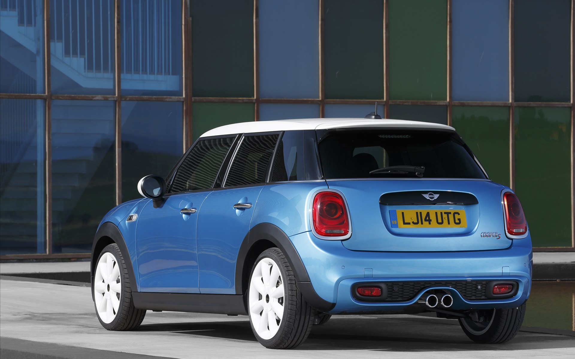 Mini Cooper 5-door 2015