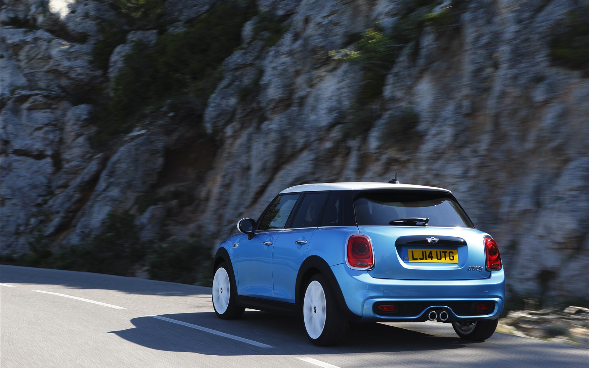 Mini Cooper 5-door 2015