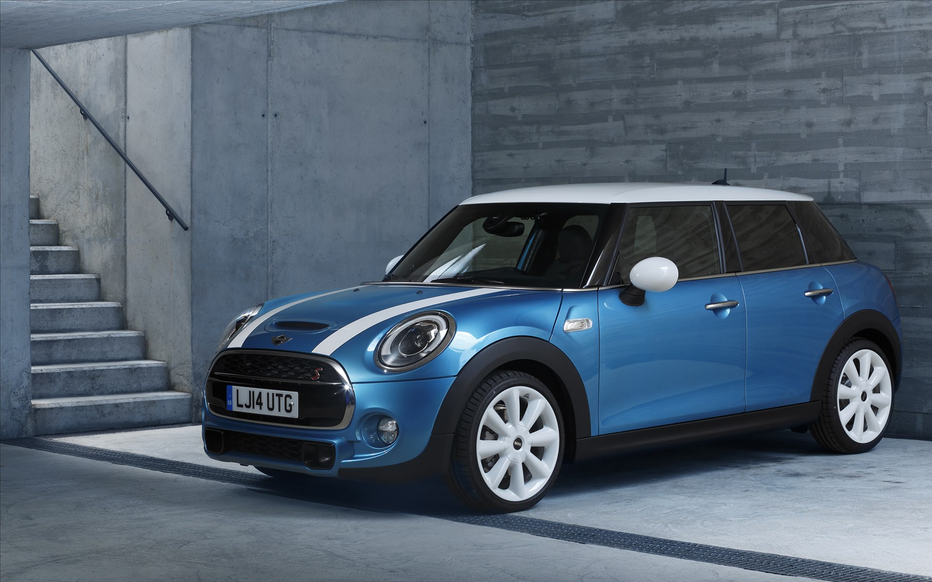 Mini Cooper 5-door 2015