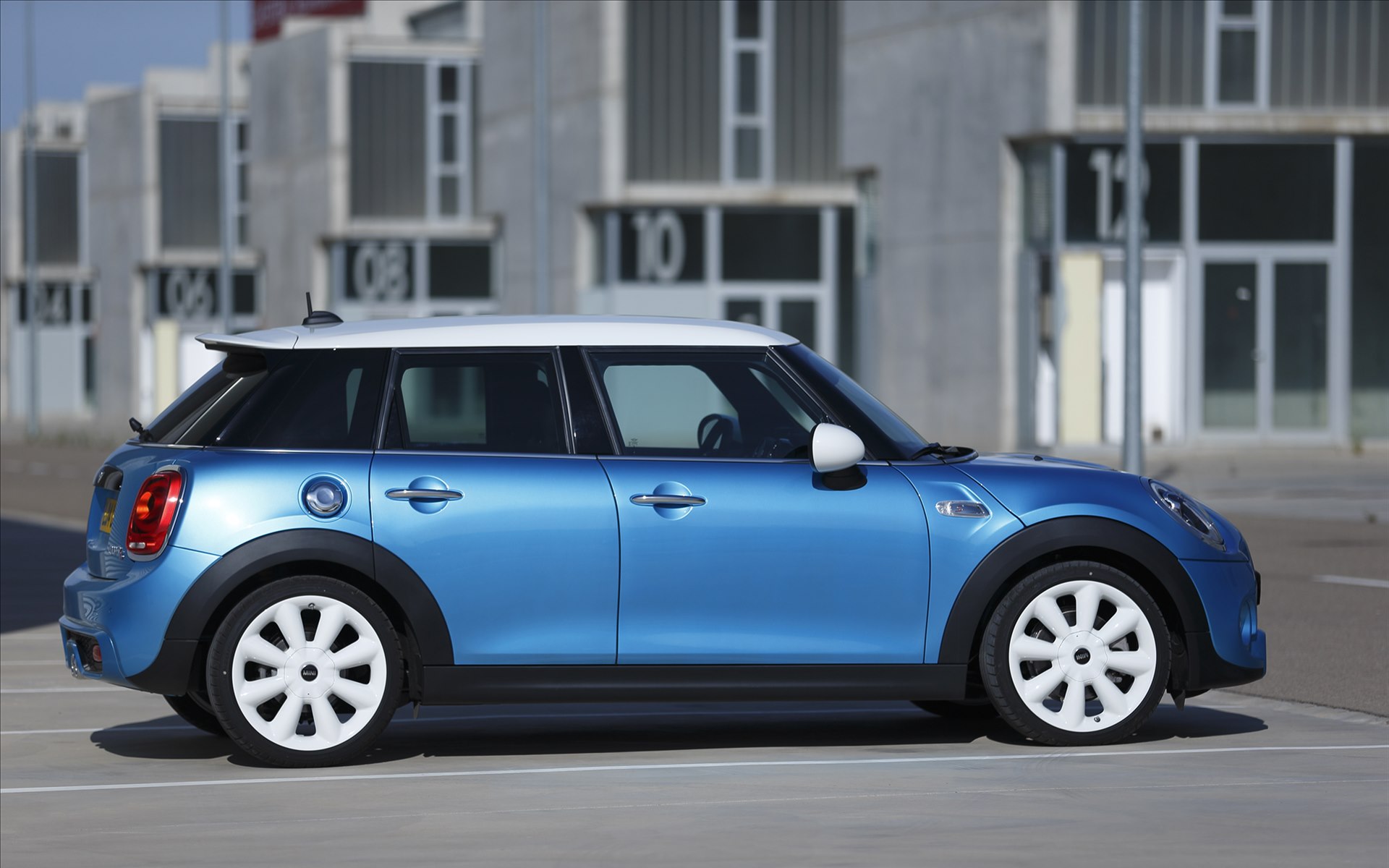 Mini Cooper 5-door 2015