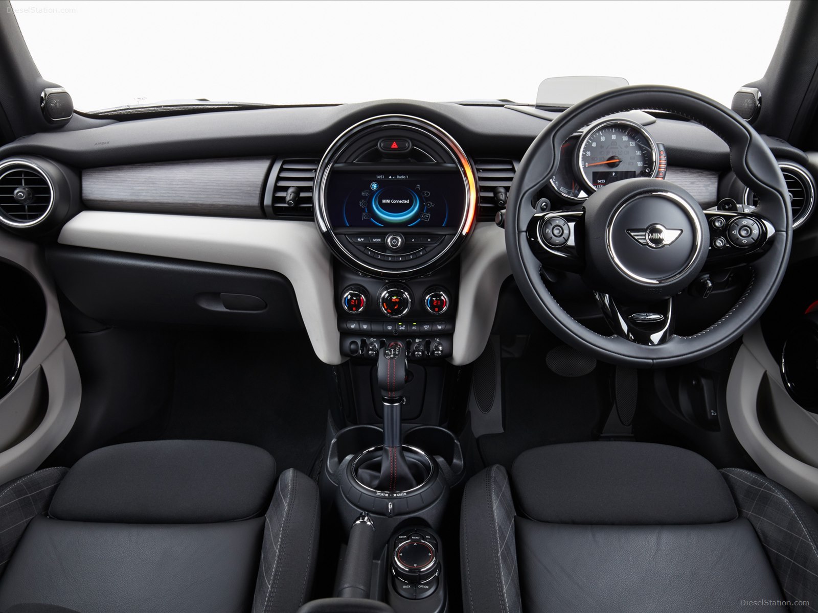 Mini Cooper S 5 Door 2015