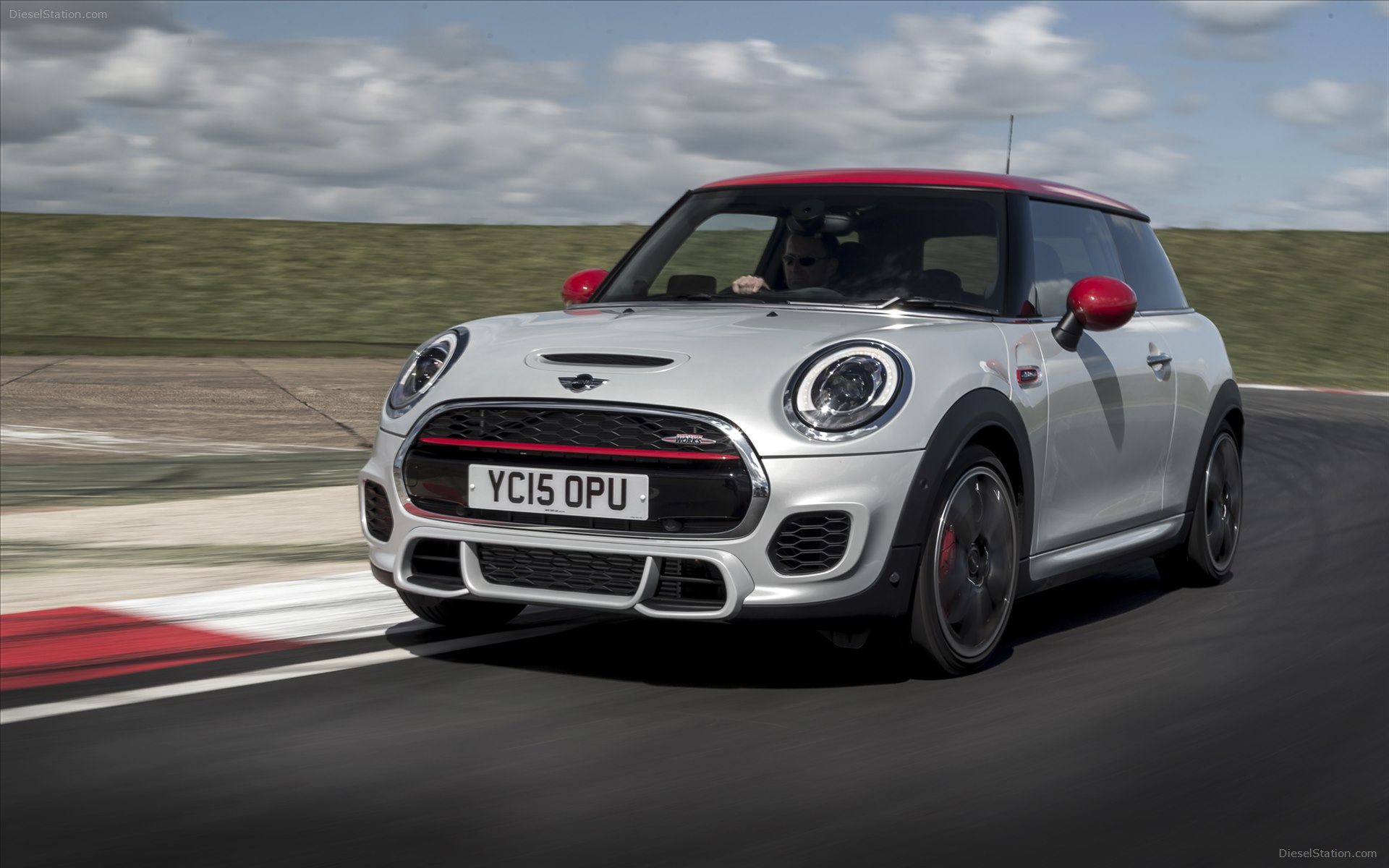 Mini John Cooper Works 2016