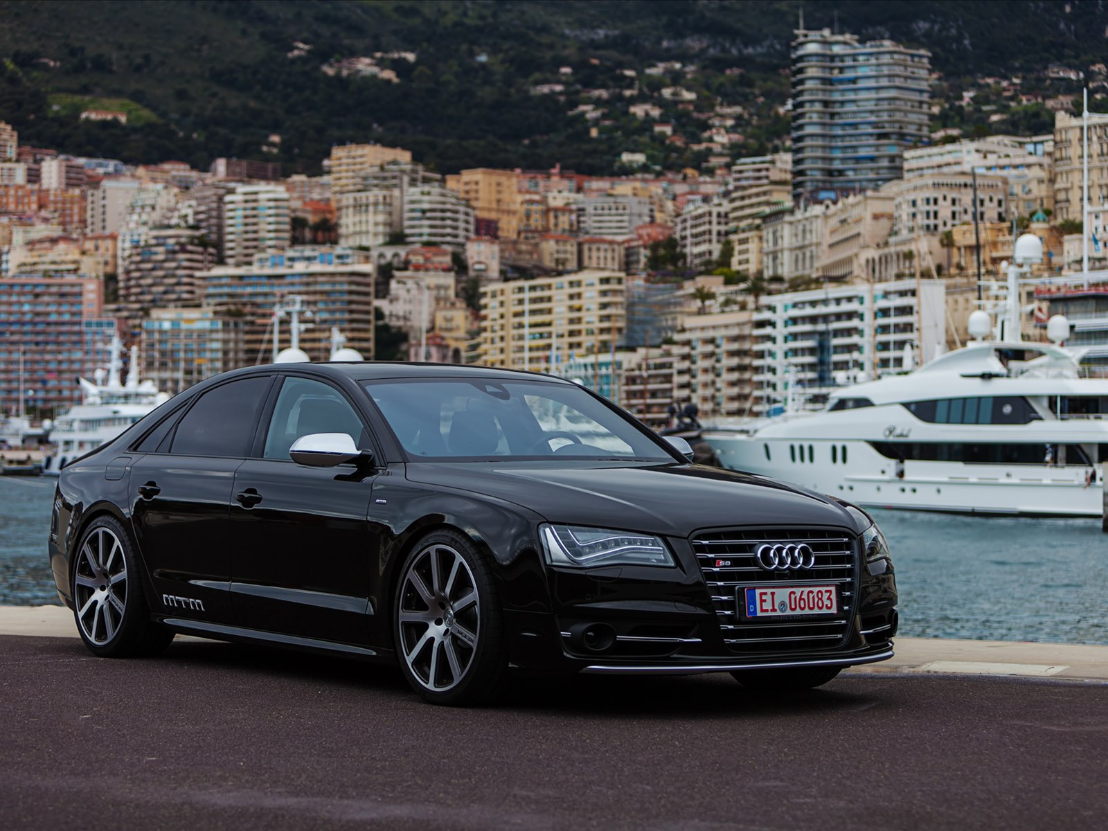 MTM Audi S8 2013