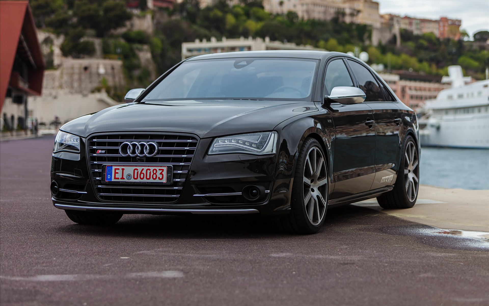 MTM Audi S8 2013