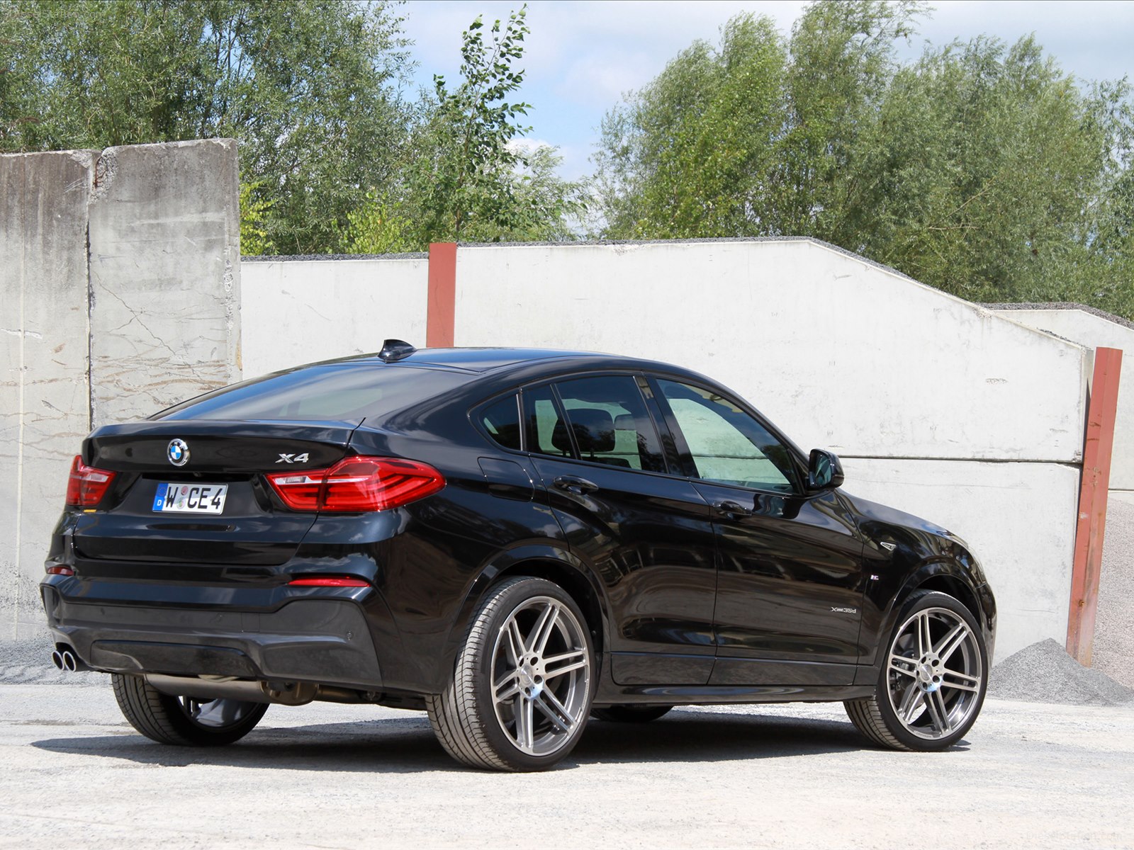 Manhart Racing BMW X4 xDrive35d 2014