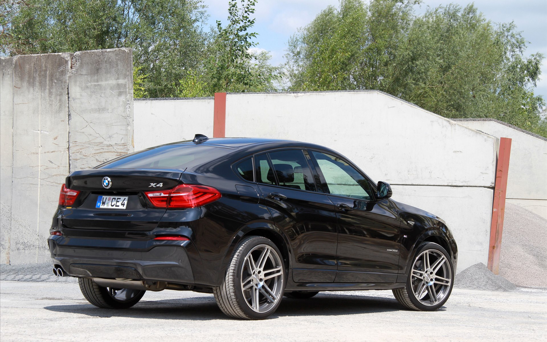 Manhart Racing BMW X4 xDrive35d 2014