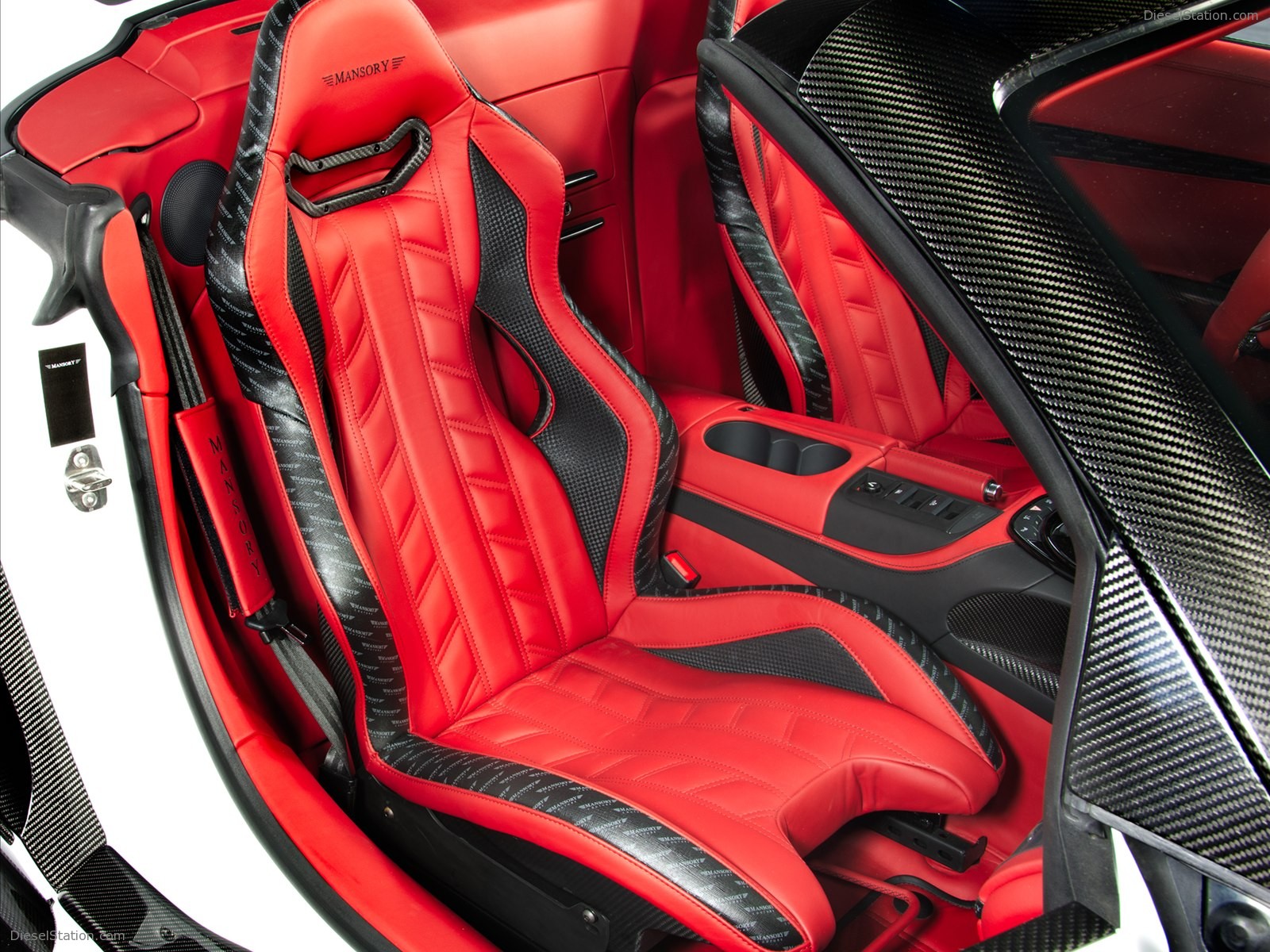Mansory Audi R8 Spyder 2011