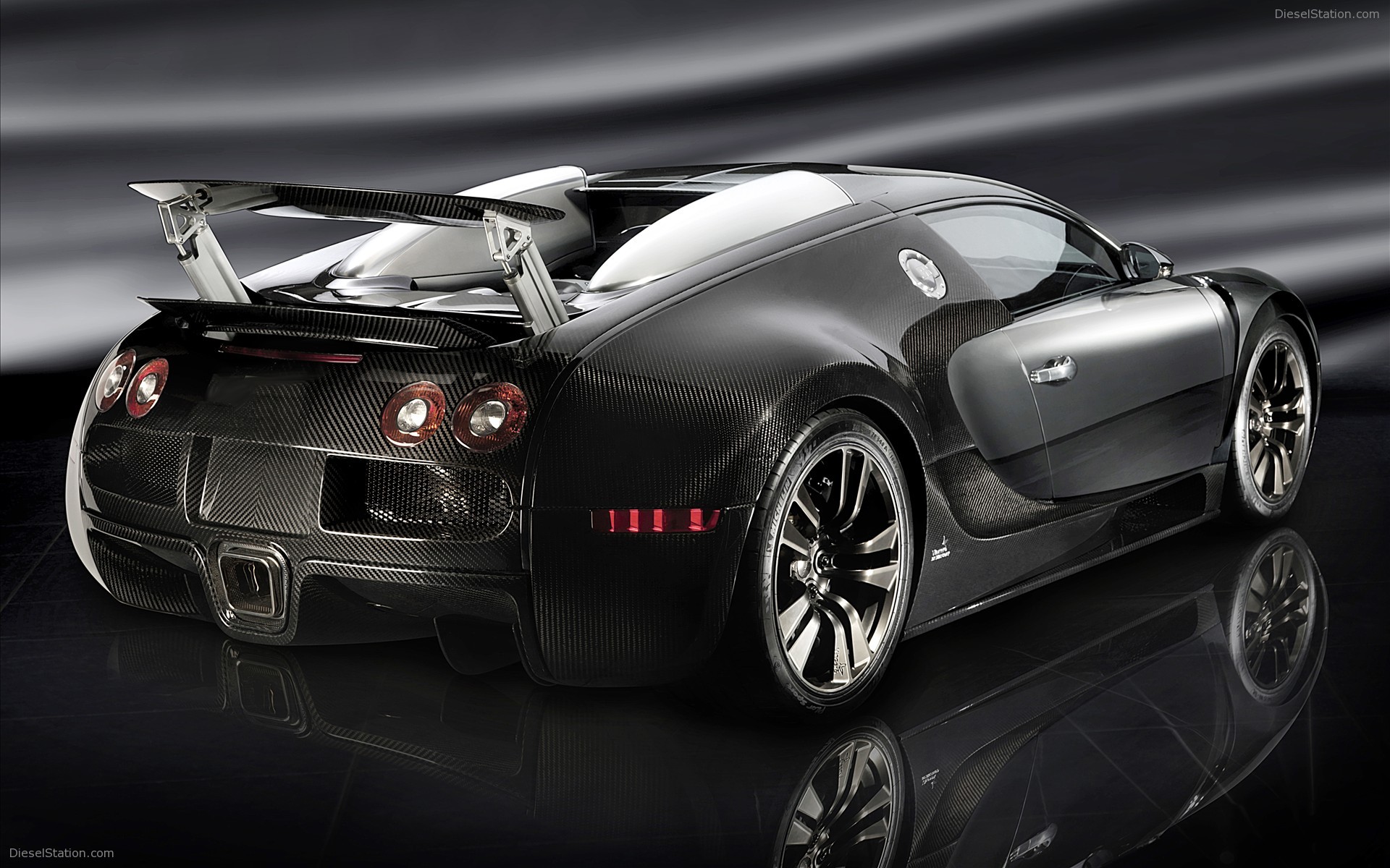 LINEA Vincero Mansory Refines The Bugatti Veyron 16.4 LINEA Vincero Mansory Refines The Bugatti Veyron 16.4