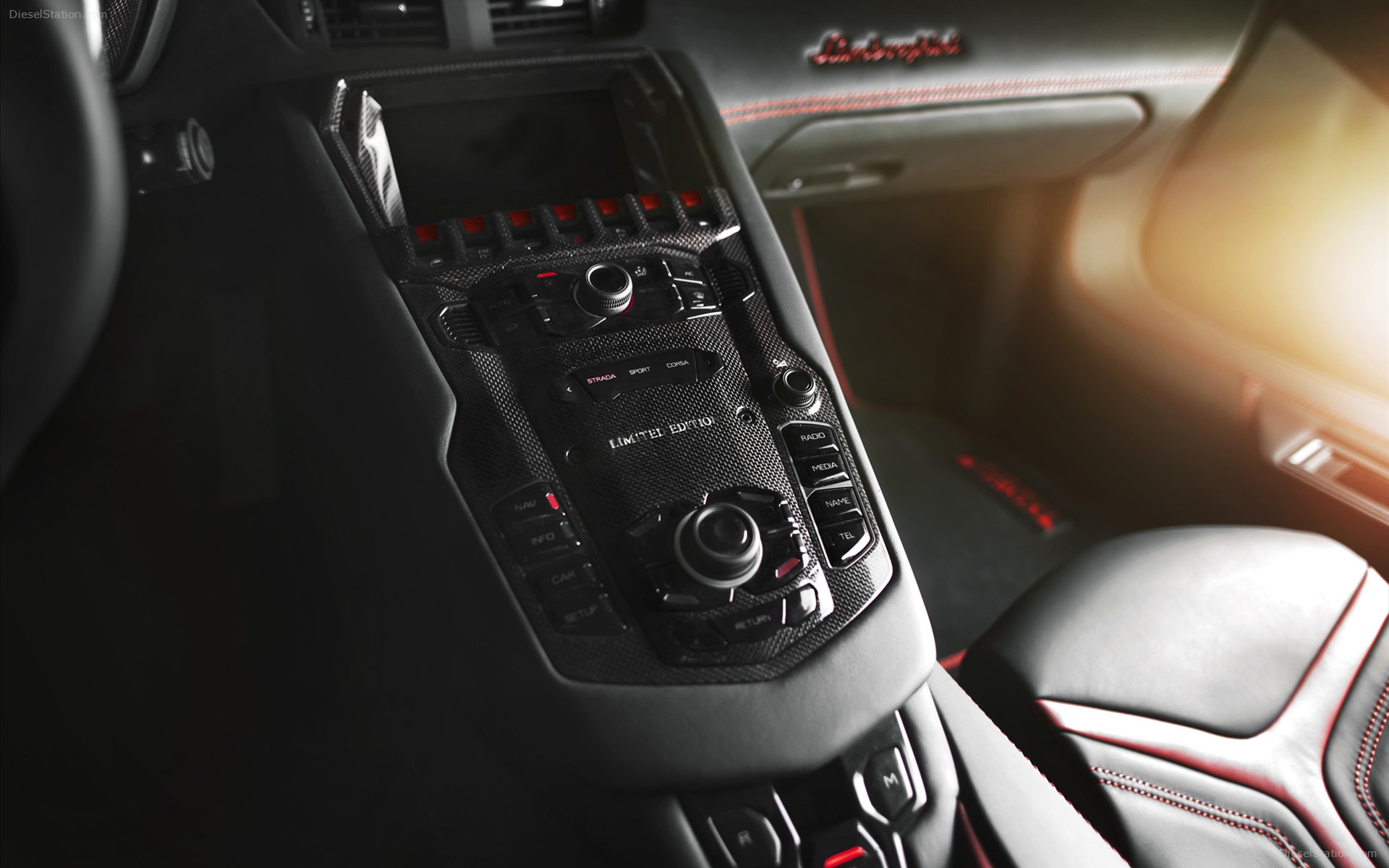Lamborghini Aventador Black Diamond Model - Mansory