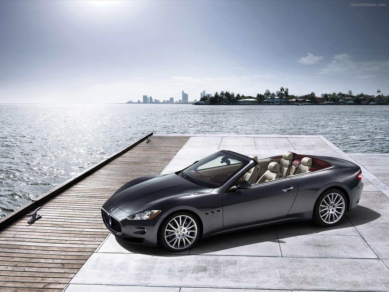 2011 Maserati Grancabrio