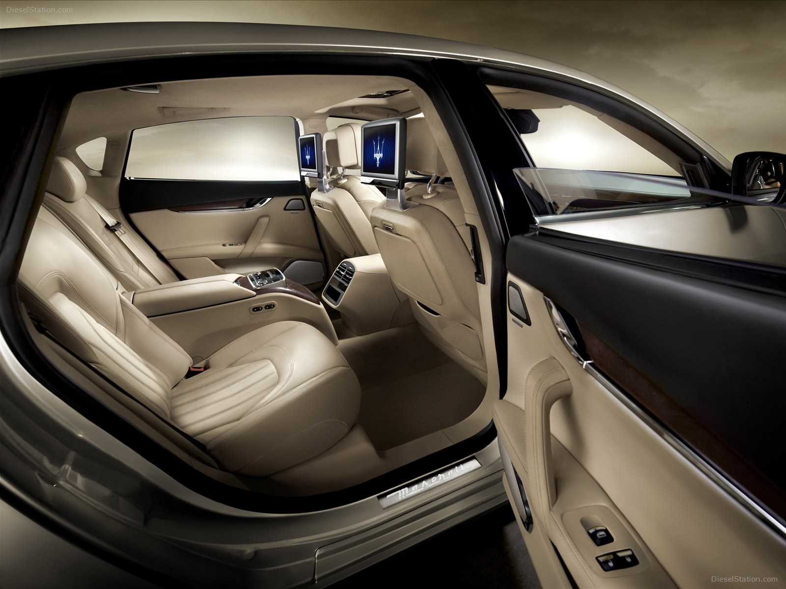 Maserati Quattroporte 2013