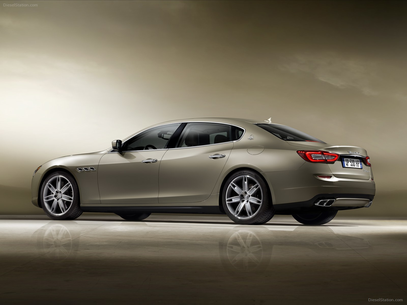Maserati Quattroporte 2013