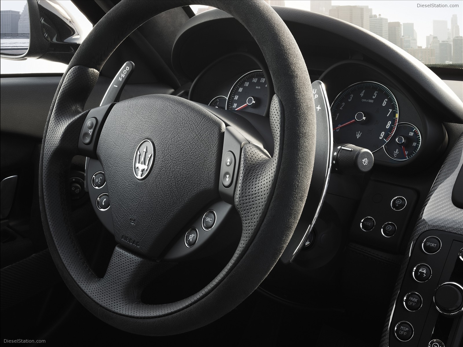 Maserati - The New Quattroporte Sport GT S