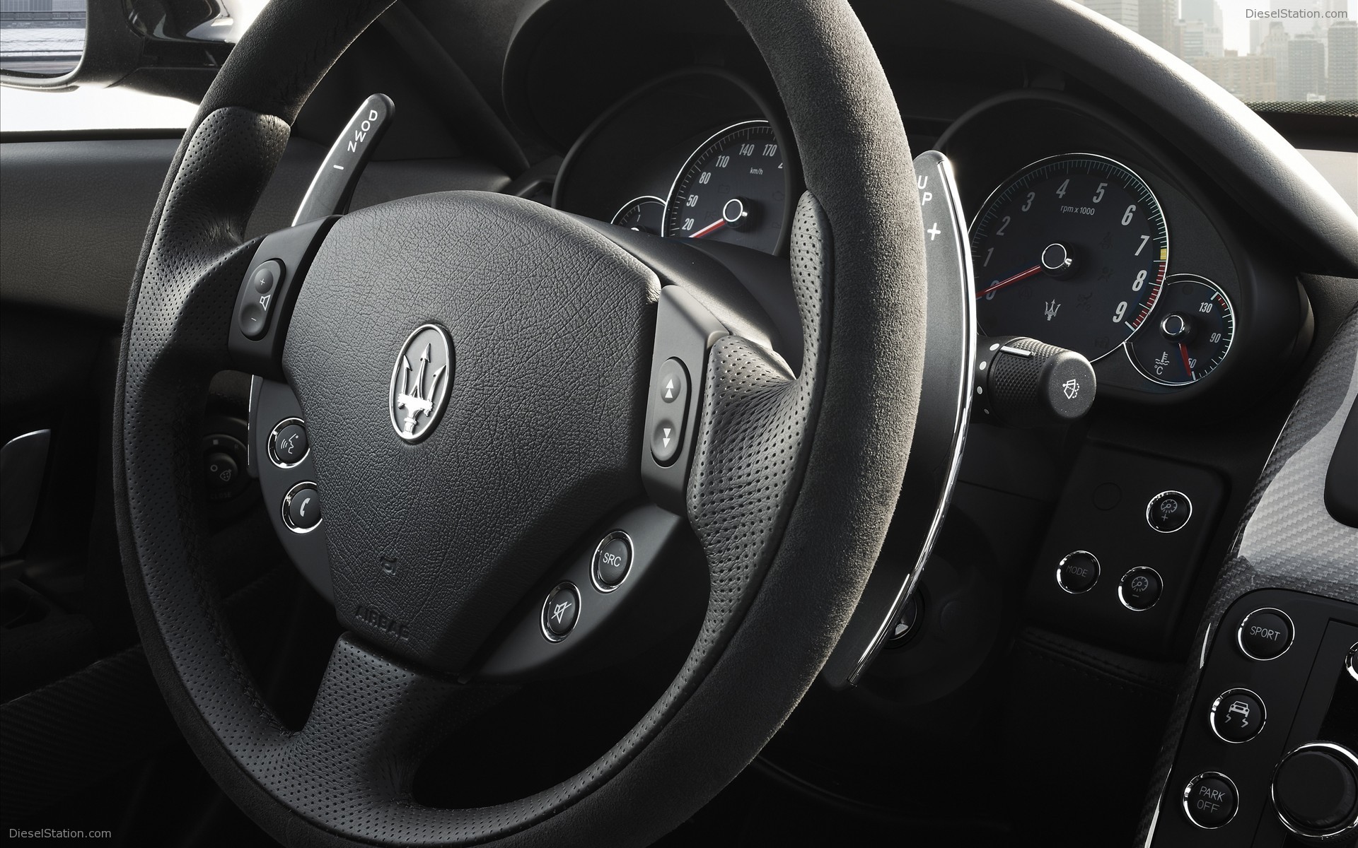 Maserati - The New Quattroporte Sport GT S