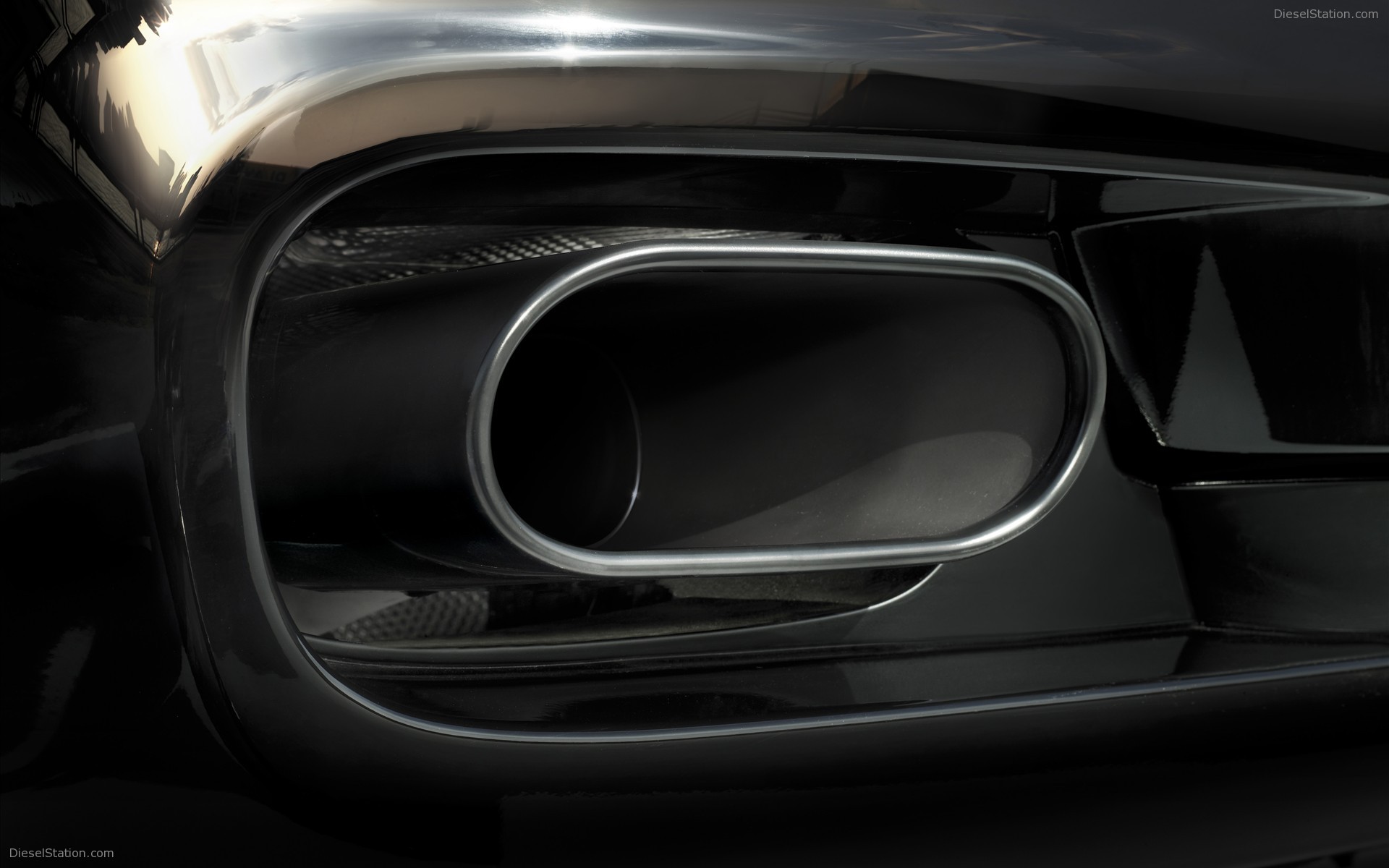 Maserati - The New Quattroporte Sport GT S