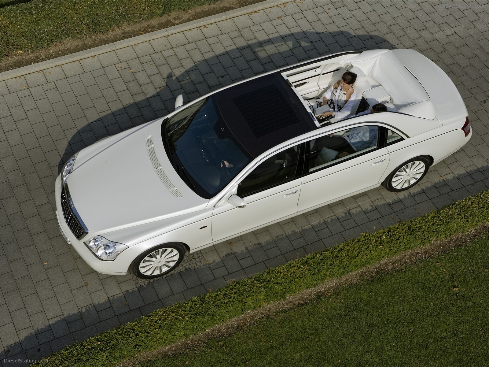 2009 Maybach Landaulet