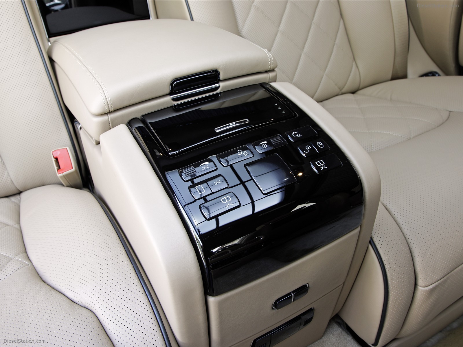 Maybach Zeppelin Gallery