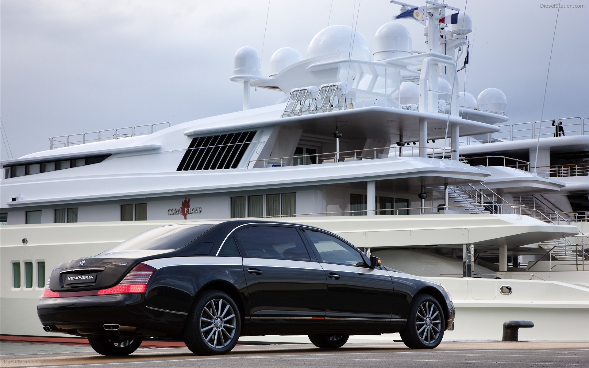 Maybach Zeppelin Gallery