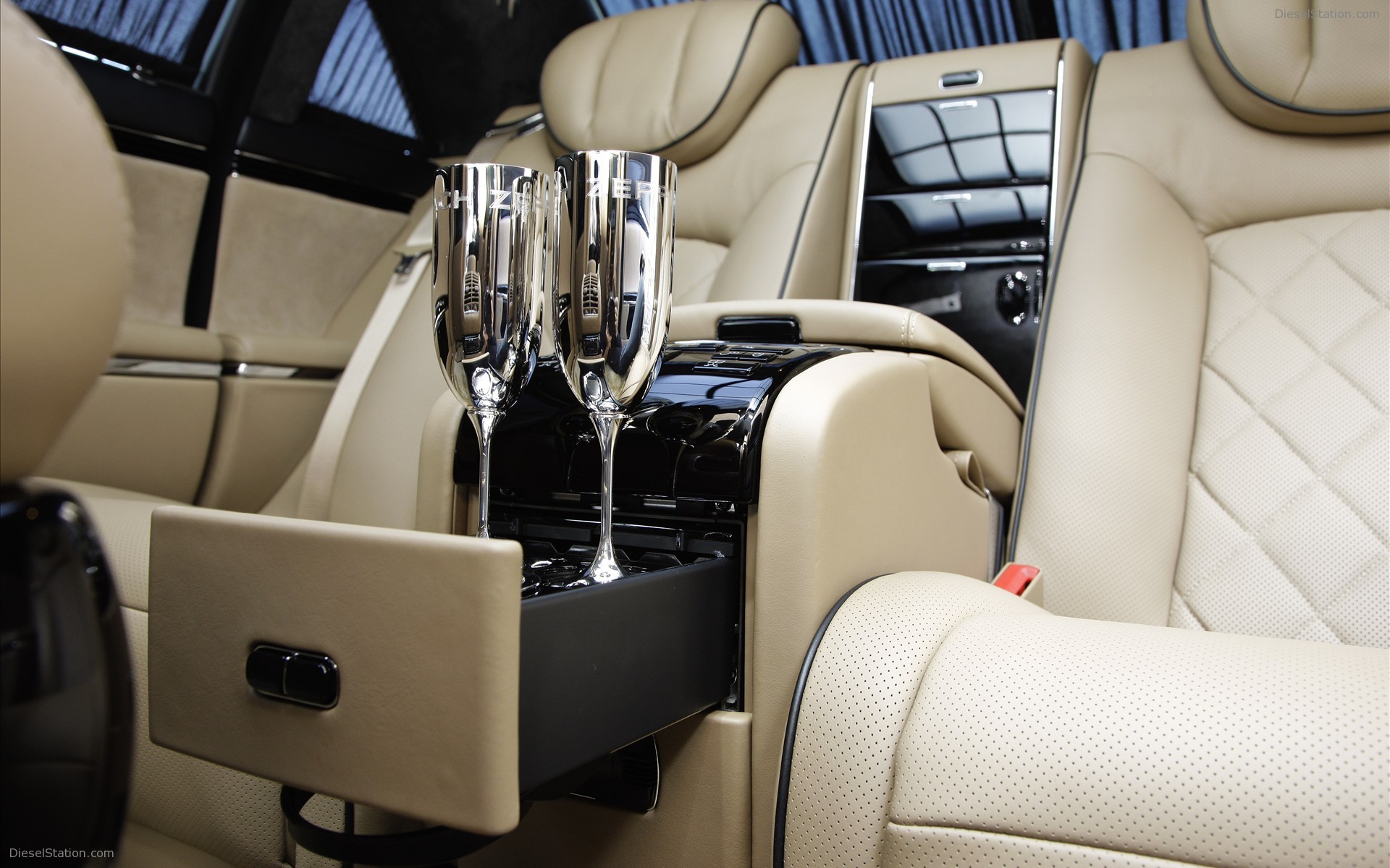 Maybach Zeppelin Gallery
