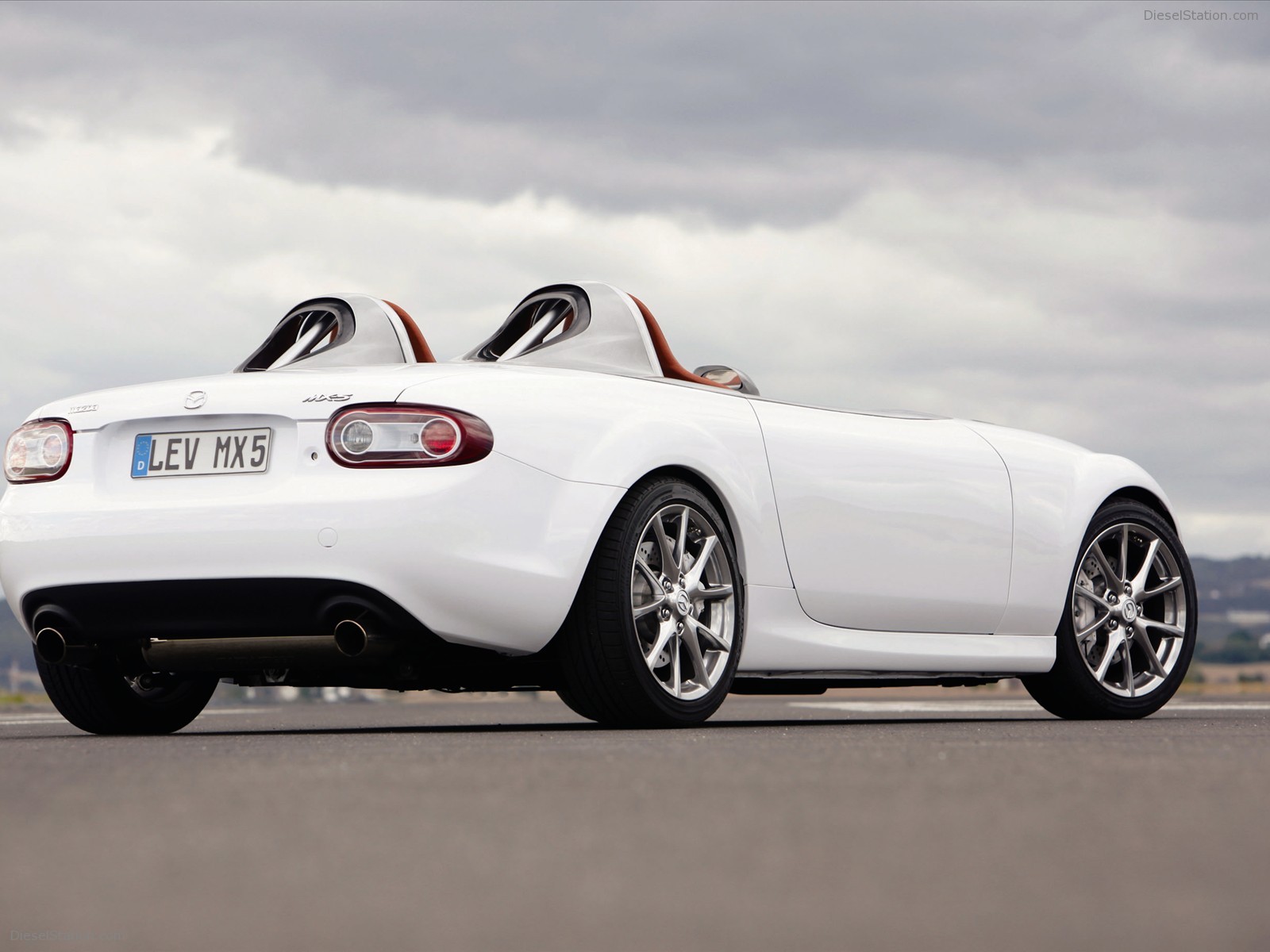 2009 Mazda MX-5 Superlight Version