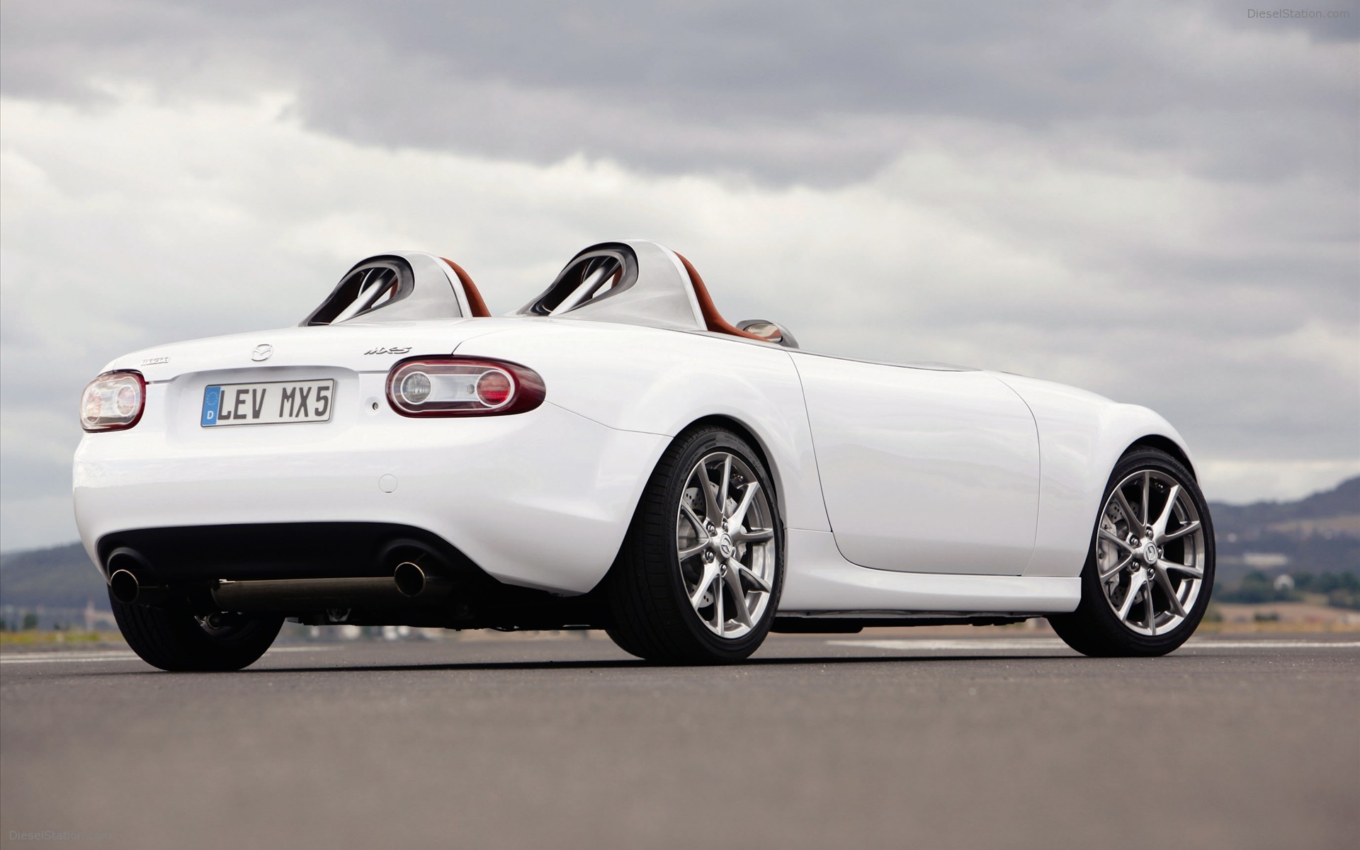 2009 Mazda MX-5 Superlight Version