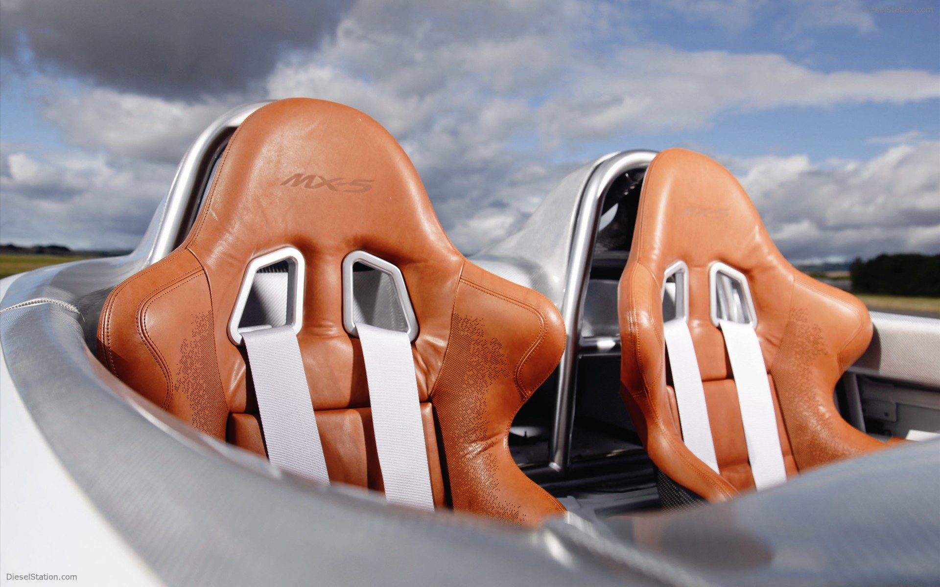 2009 Mazda MX-5 Superlight Version