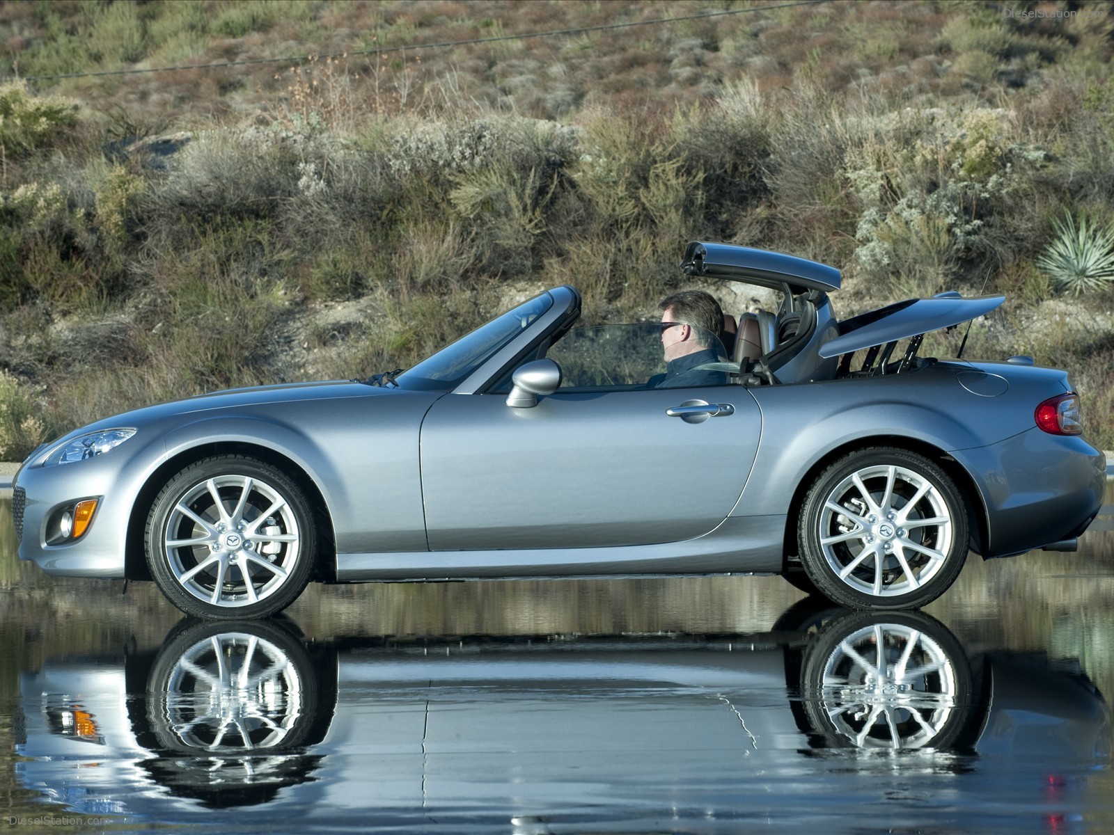 2009 MAZDA MX 5