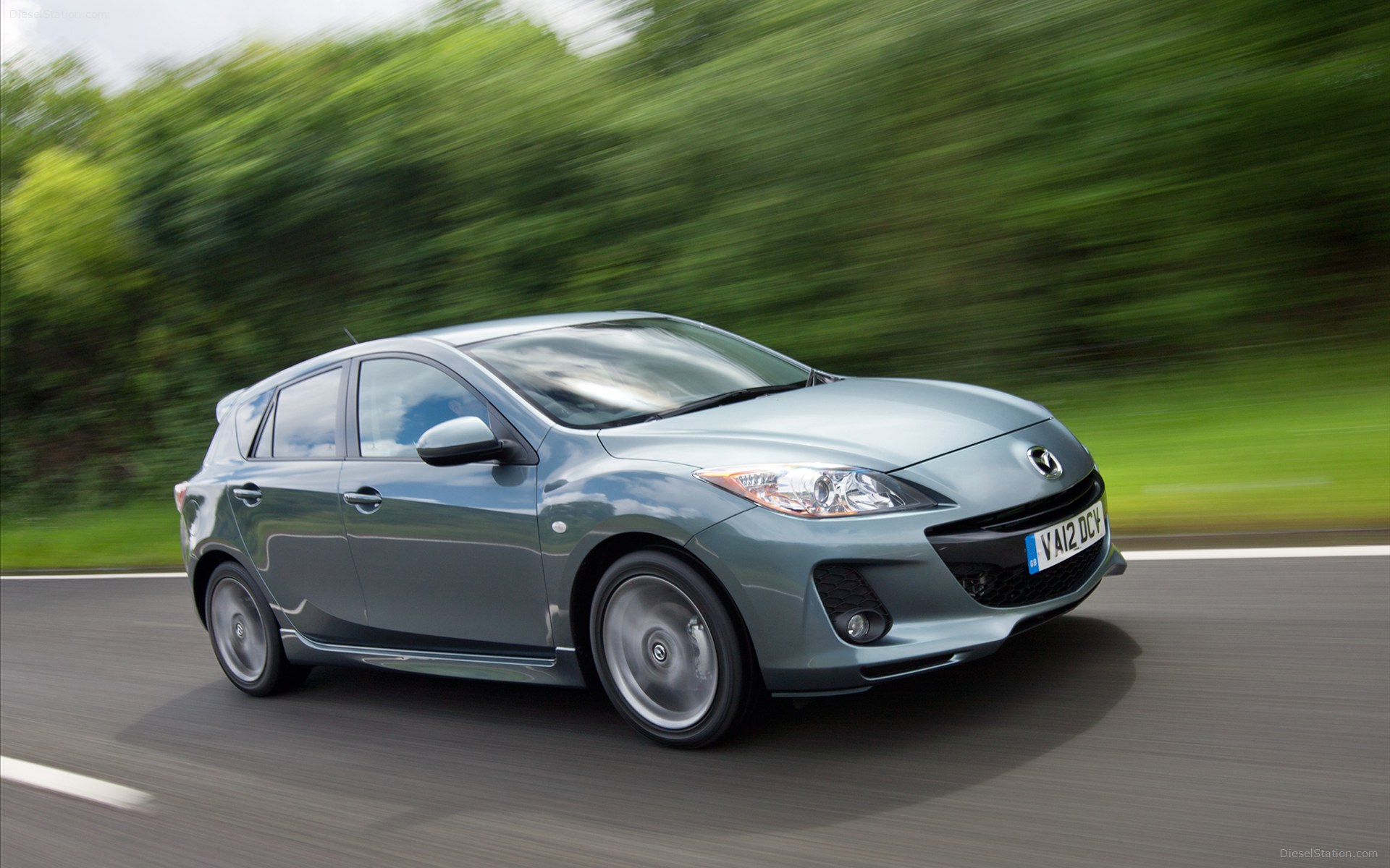 Mazda 5 Venture Edition 2012