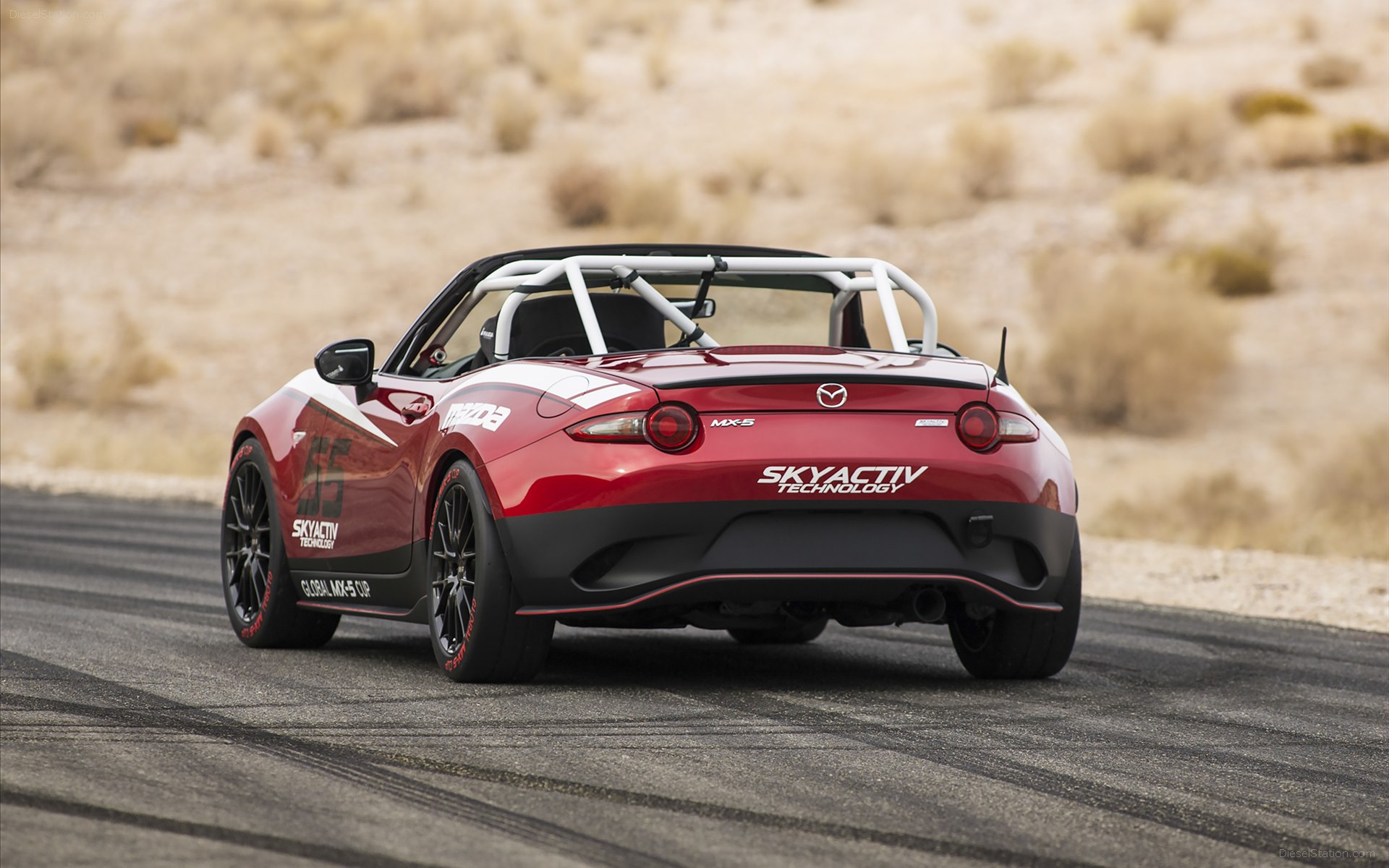 Mazda Global MX-5 Cup series 2016