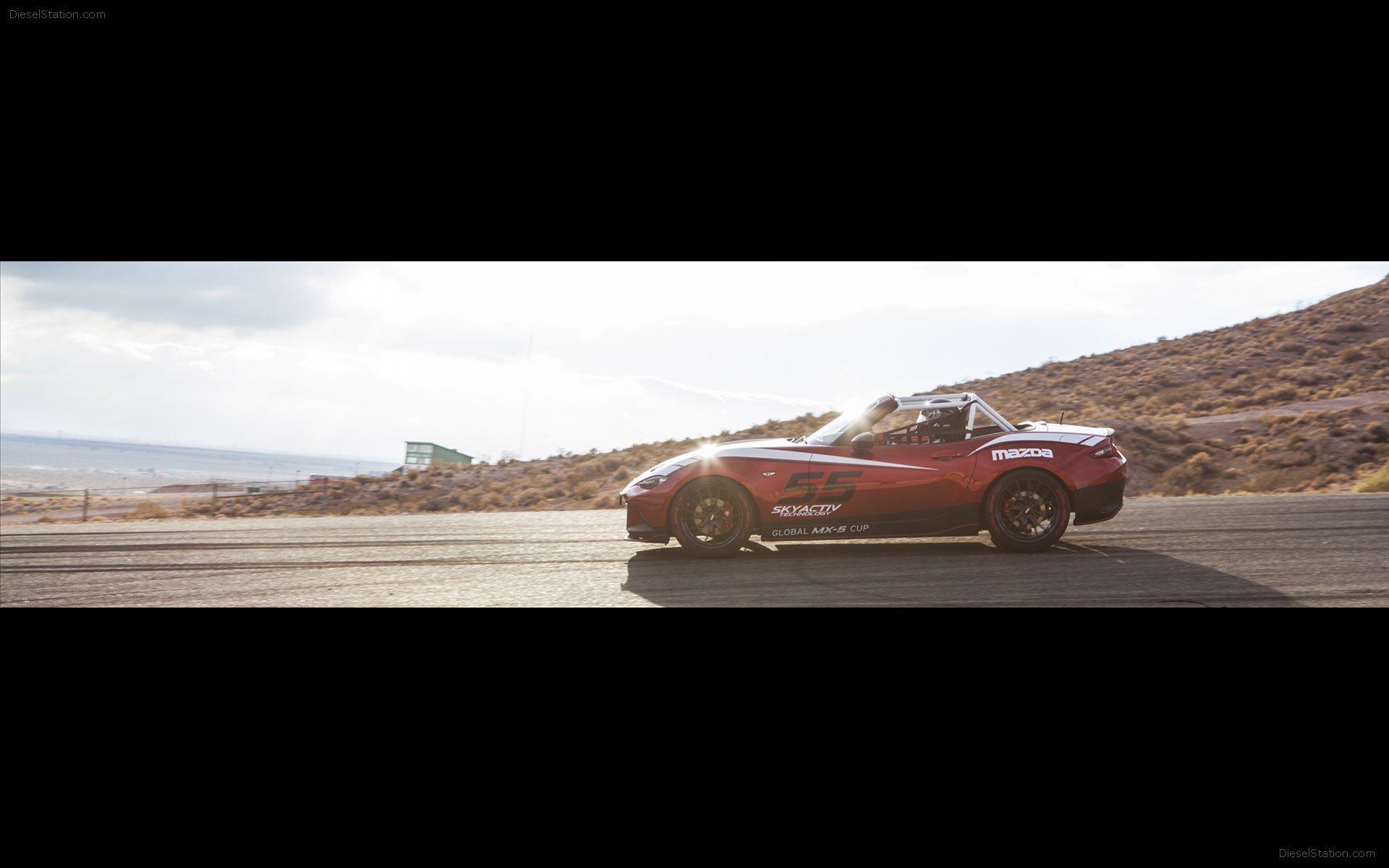 Mazda Global MX-5 Cup series 2016