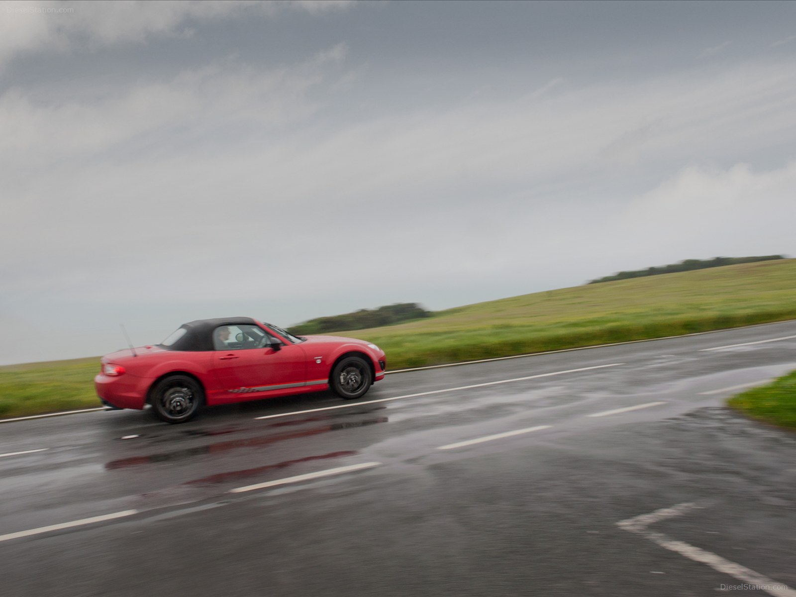 Mazda MX 5 Kuro Special Edition 2012