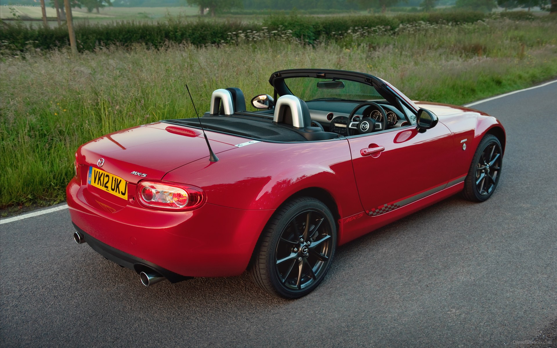 Mazda MX 5 Kuro Special Edition 2012